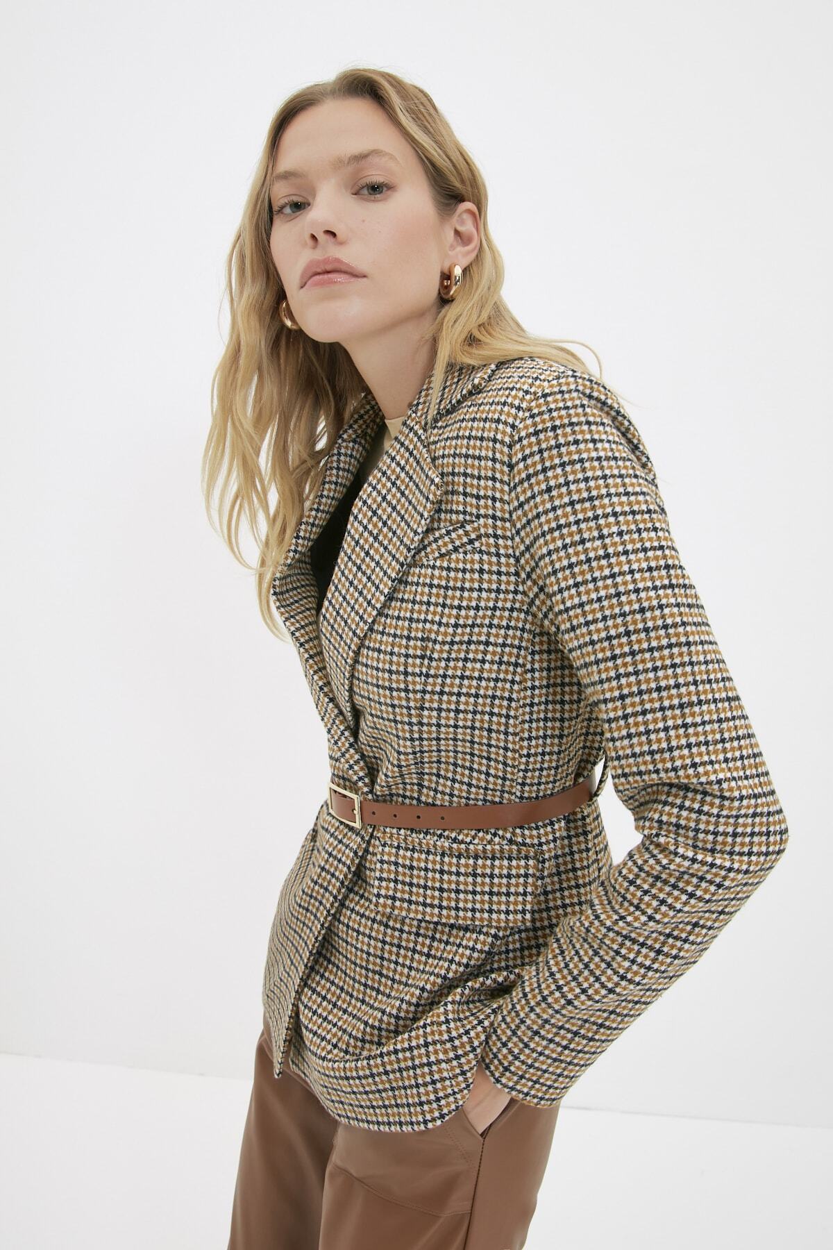 Trendyol Collection-Jachetă țesătă în carouri cu căptușeală obișnuită multicoloră 8