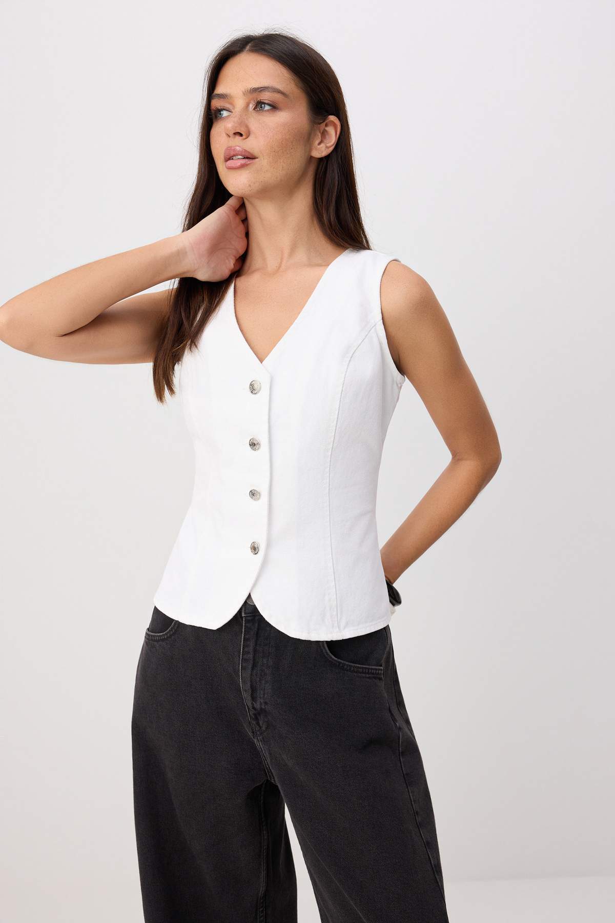 Trendyol Kollektion Weiße Jeansweste mit Bindedetail TWOSS26YE00069