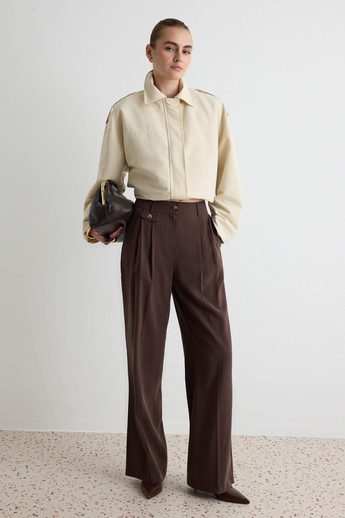 Koyu Kahverengi Cep Detaylı Wide Leg /Geniş Paça Yumuşak Kumaş Pantolon TWOAW27PL00031