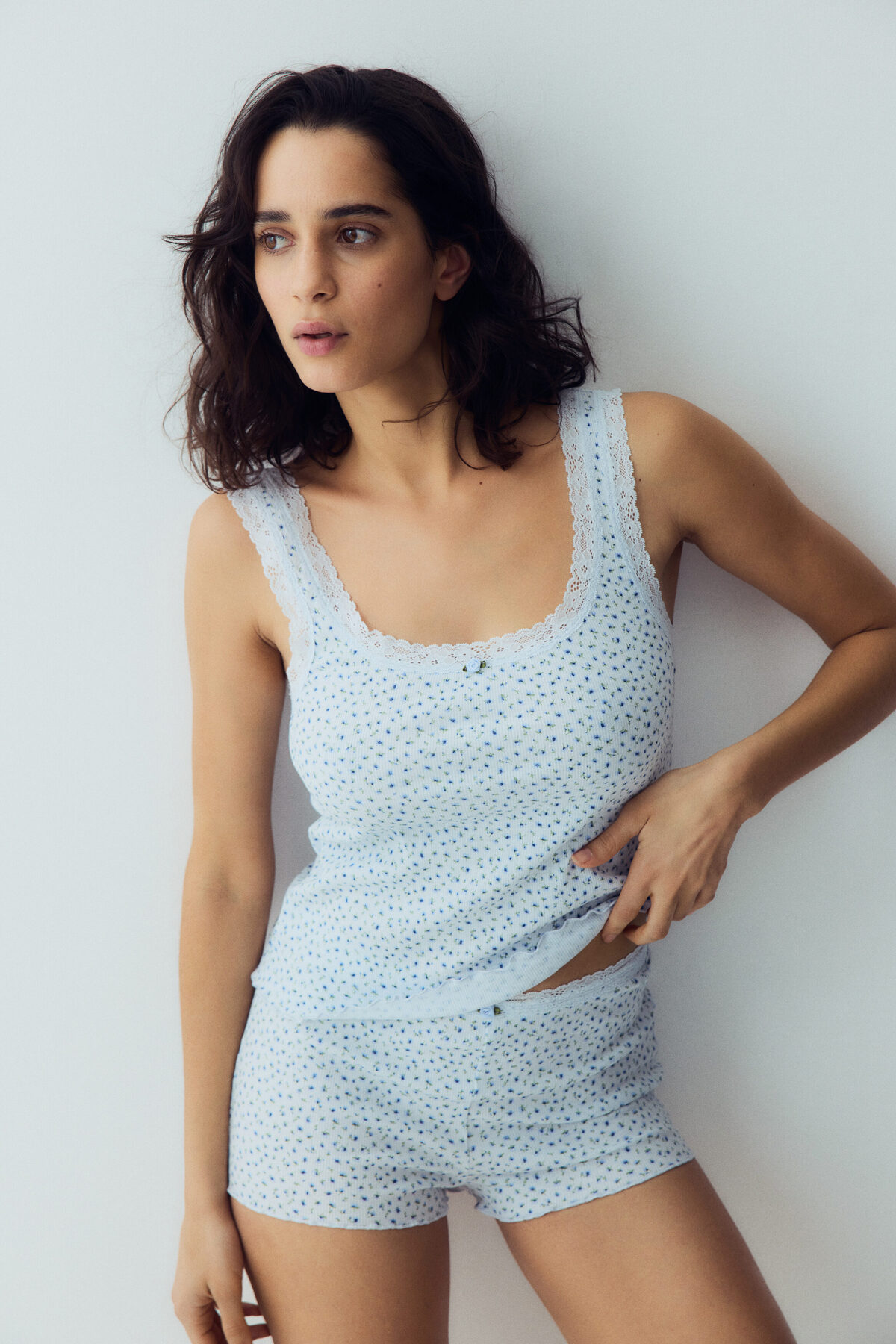 H&M Dantel Şeritli ve Ribanalı Pijama Takımı görsel 3