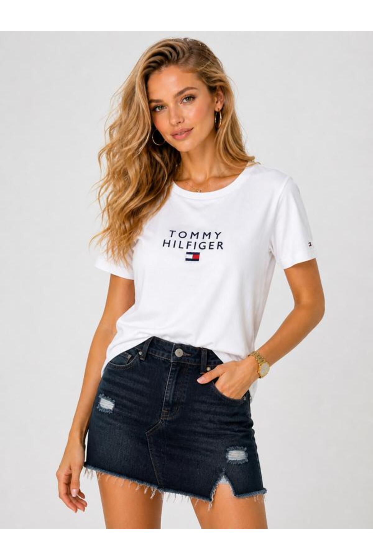 Tommy Hilfiger Organic Cotton Chest Th Embroidered Logo Women's T-Shirt