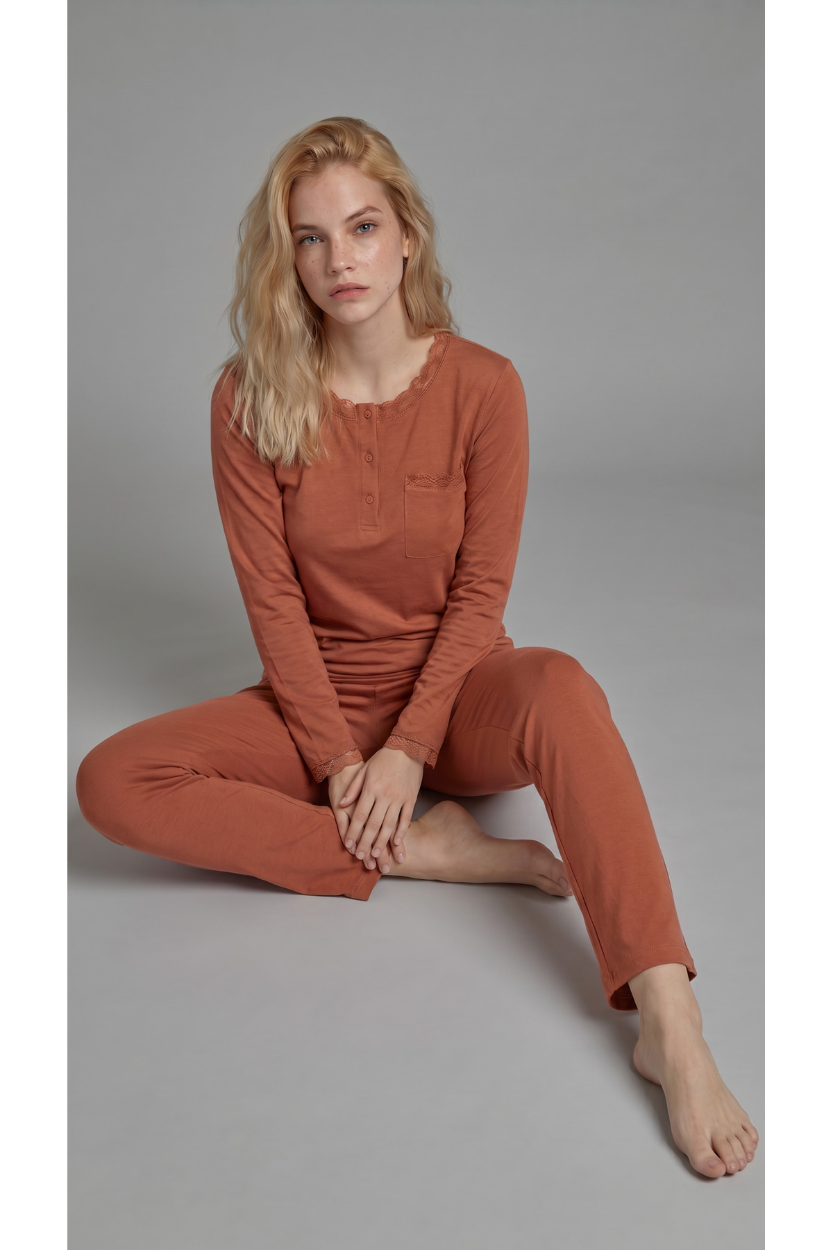 Miss Meryem Hardal Ring Viskon Uzun Kol Yakası Patlı Dantelli Büyük Beden Pijama Takım görsel 3