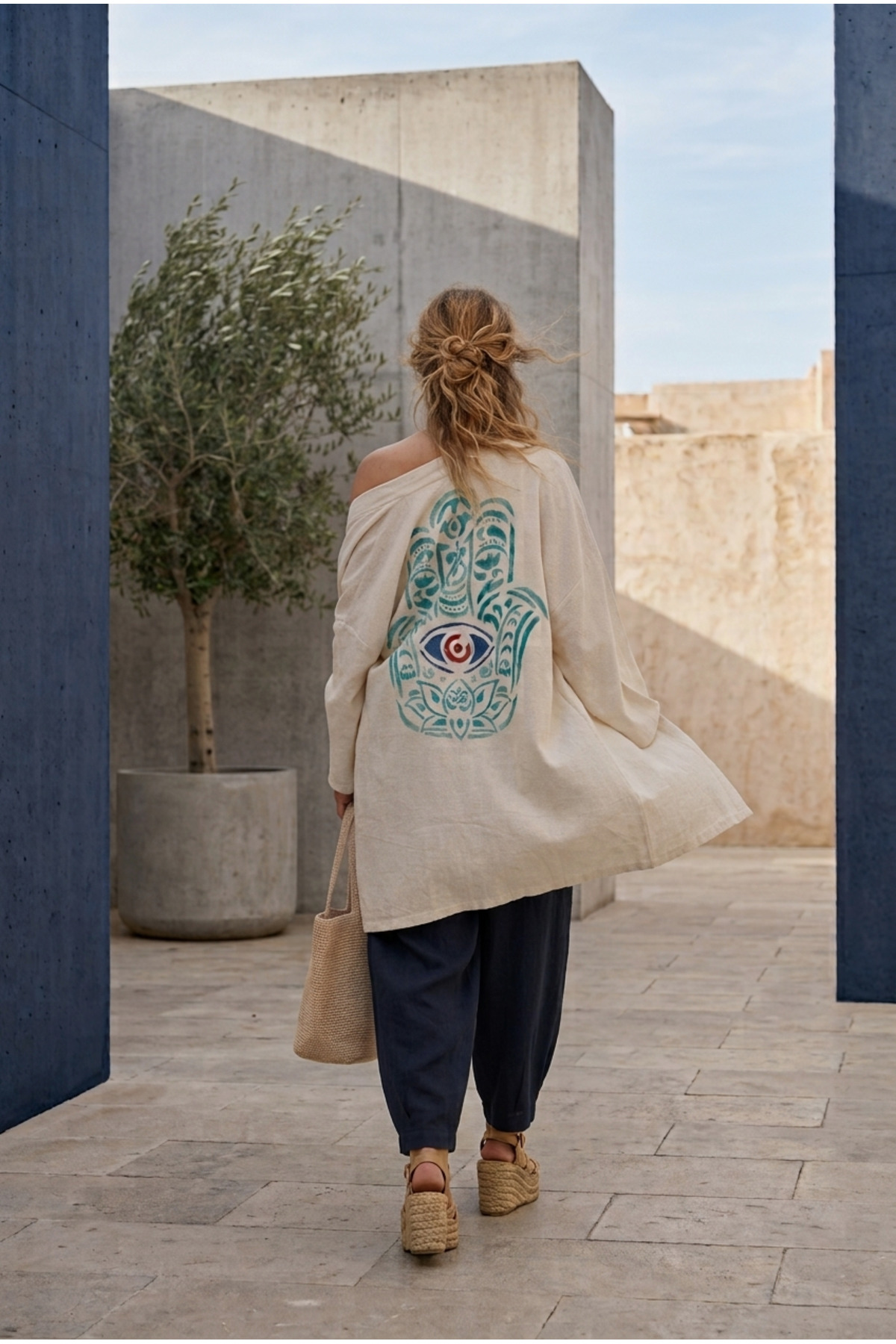 Büyük Hamsa Deseni Baskılı El yapımı Unisex Beyaz Bambu Kimono Kafta — Beyaz · Görünüm 3