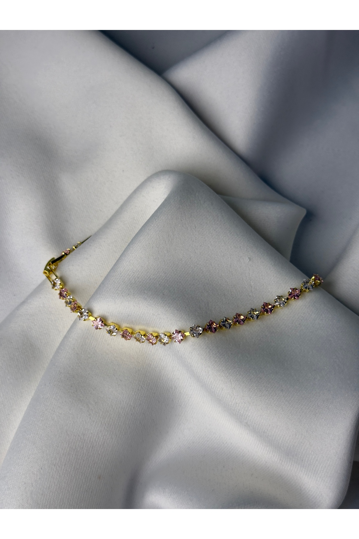 Pembe Beyaz Zirkon Taşlı Gold Renk Bileklik
