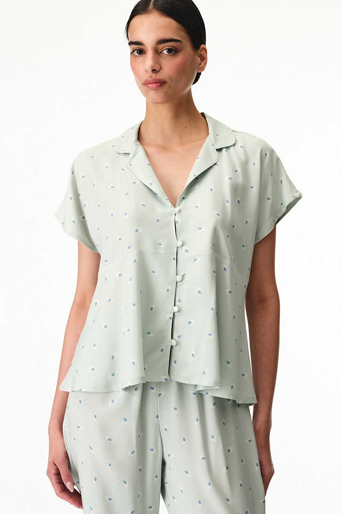 Penti Women's Viscose Lounge Serenity Shirt & Pants Set - Light Green