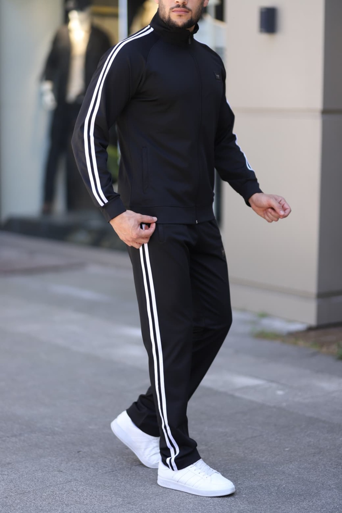 Last fashion Yeni Sezon Erkek Rahat Kalıp Eşofman Takımı, Siyah görsel 2