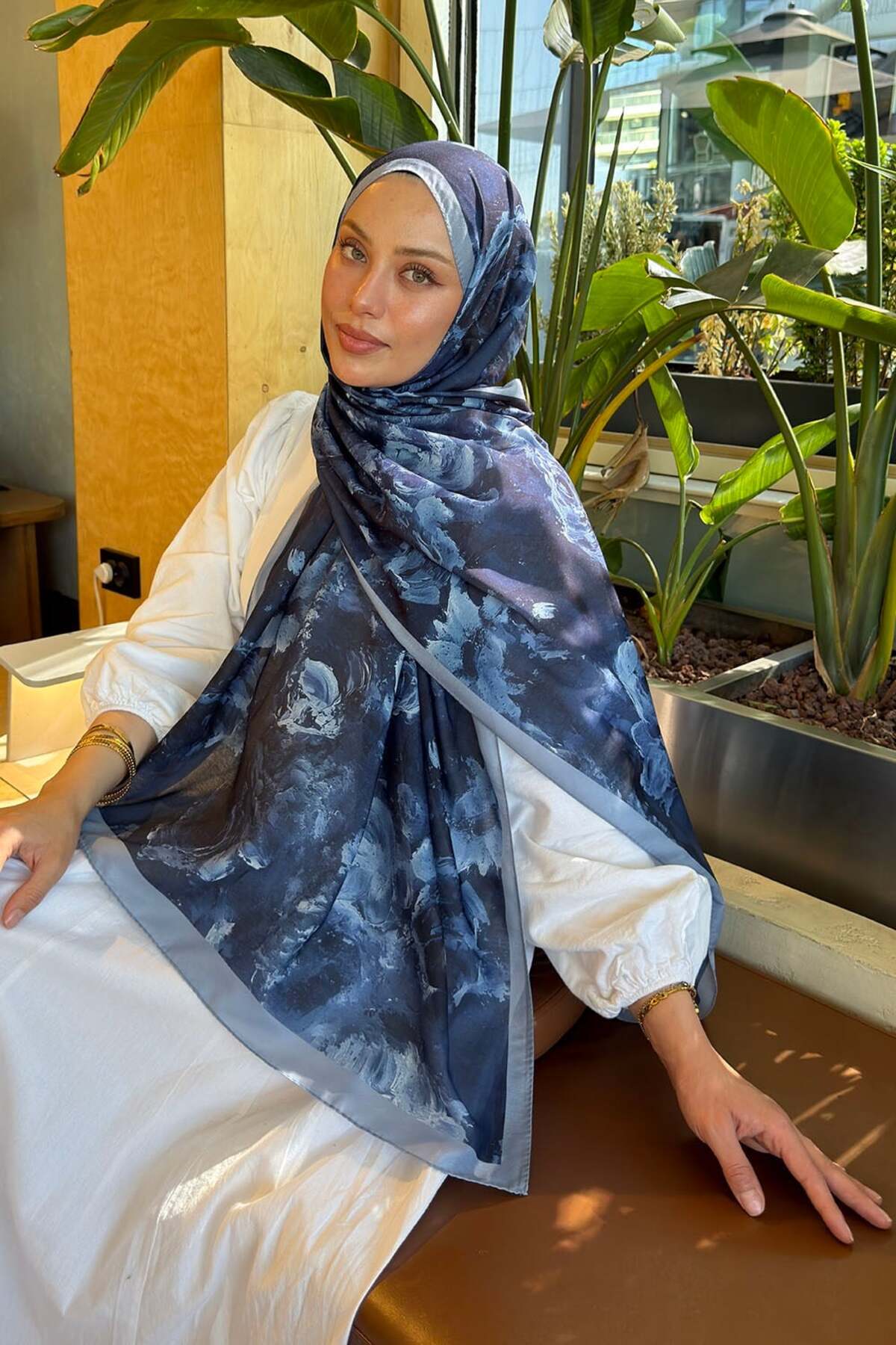 lamelif Gül Çiçek Desen Lara Soft Şal Lacivert