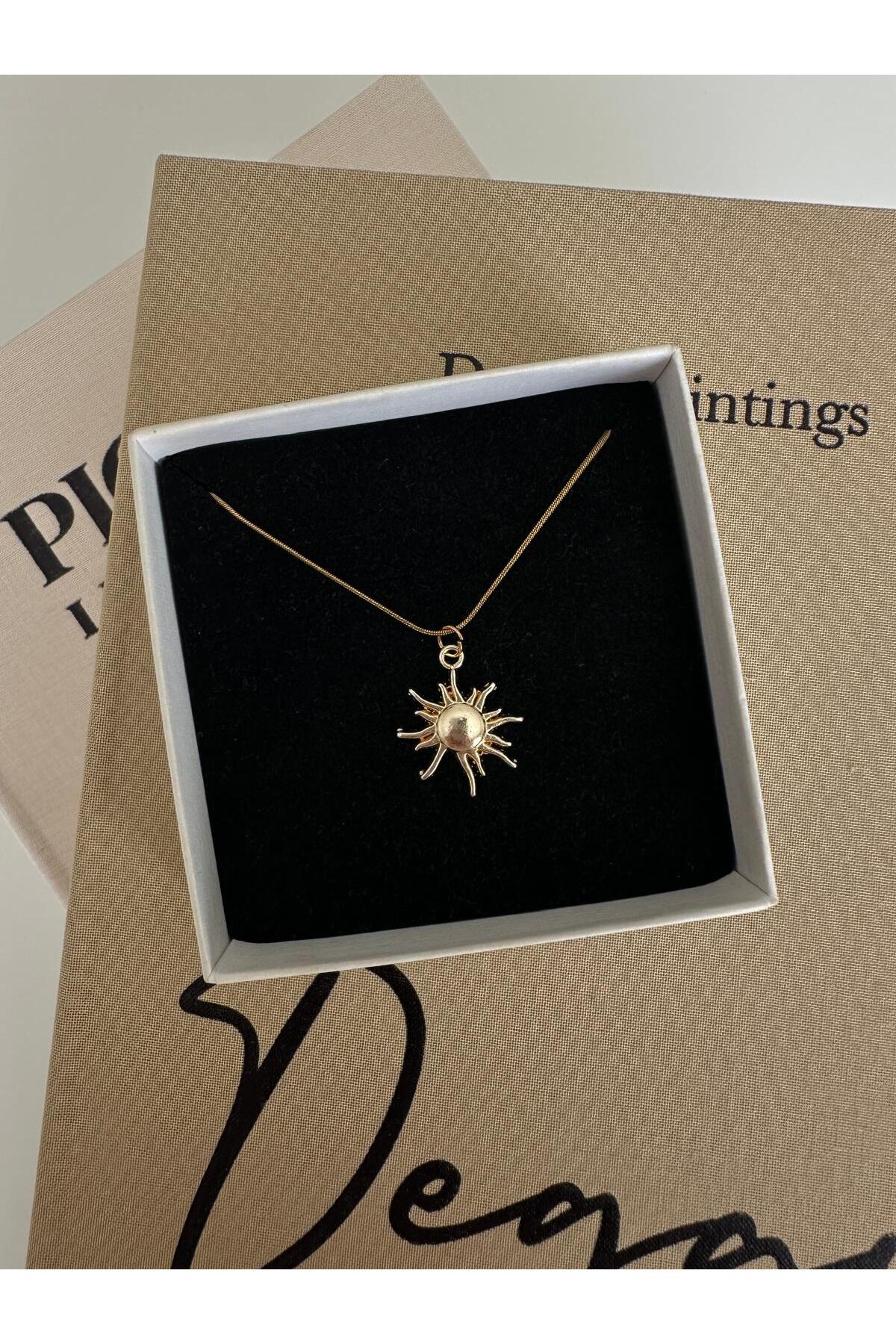 Güneş Charm Çelik Zincirli Gold Kadın Kolye (45 Cm) - Detay Görseli 4