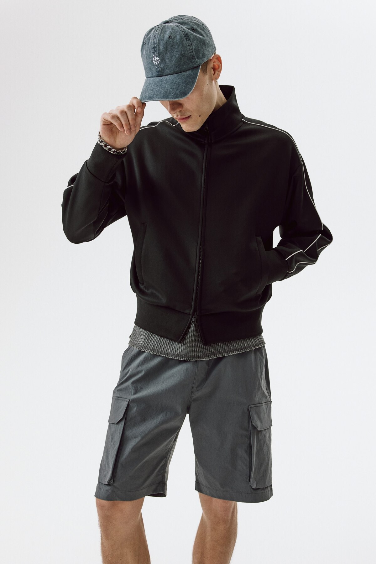 H&M Kargo Şort Regular Fit görsel 2
