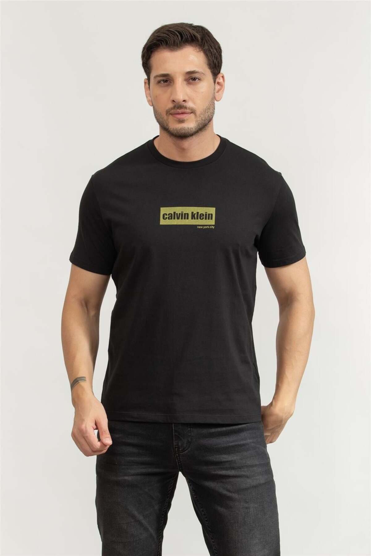 تیشرتمردانهCalvin Kleinمشکی