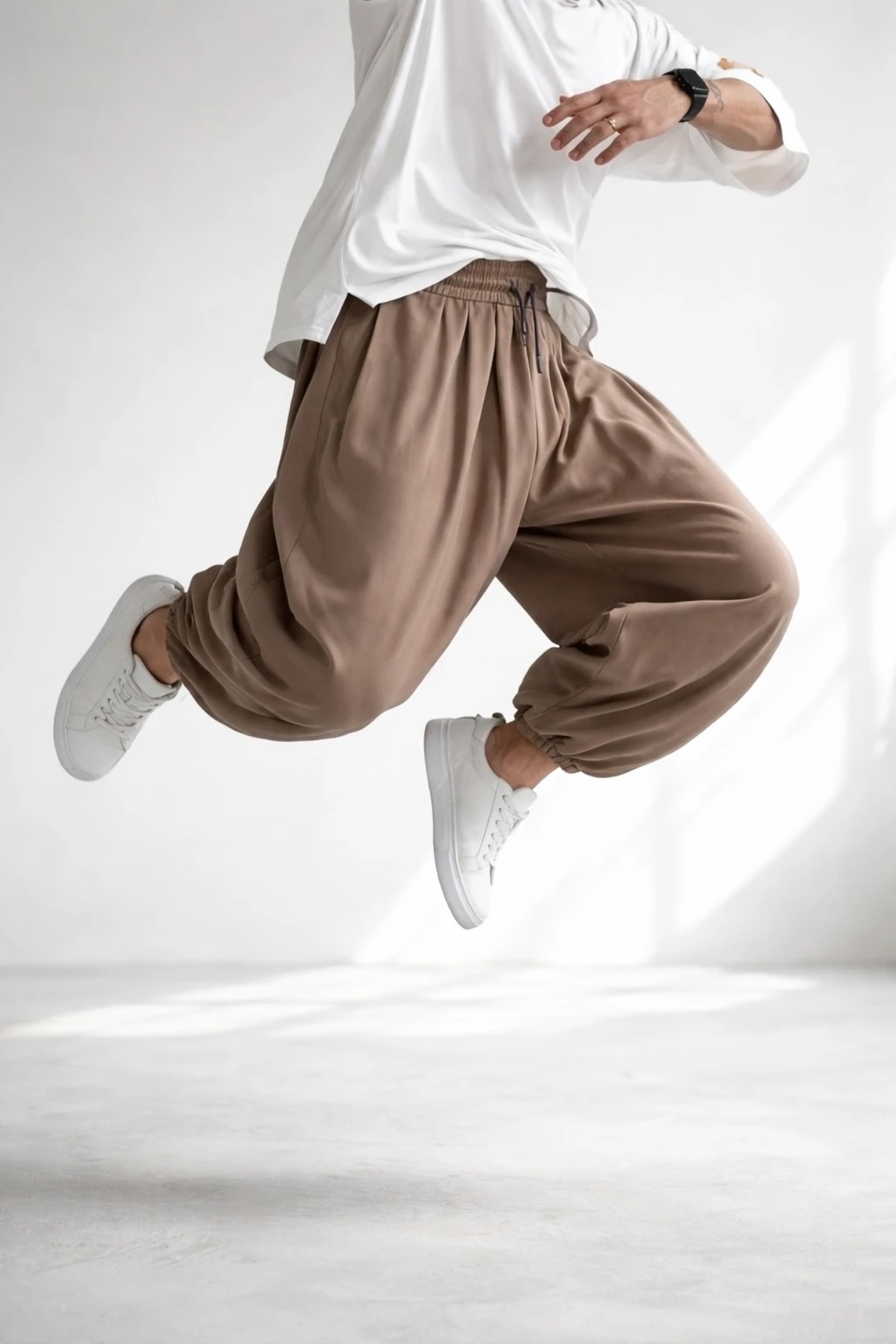 Erkek Hakama Sokak Tarzı Baskılı Bürümcük Spor Şalvar Pantolon — قهوه‌ای 3013-H — تصویر 6 از 6