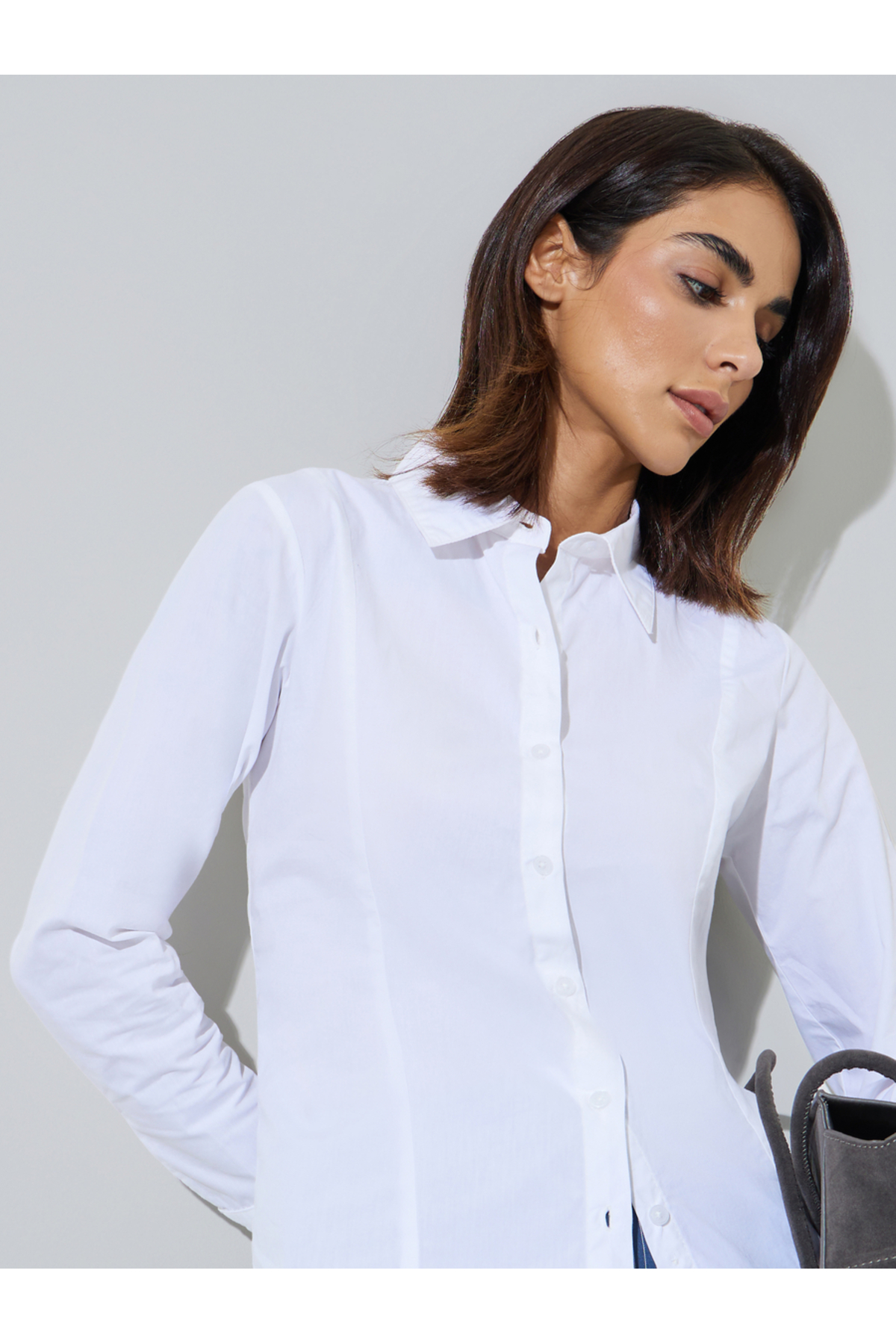 Styli White Solid Cotton Slim Fit Shirt