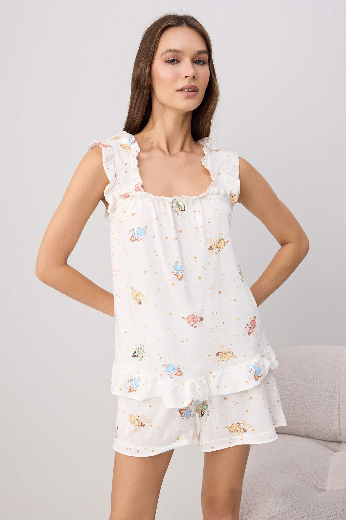 Trendyolmilla Ekru %100 Pamuklu Eğlenceli Peri Baskılı Örme Pijama Takımı THMSS26PT00179