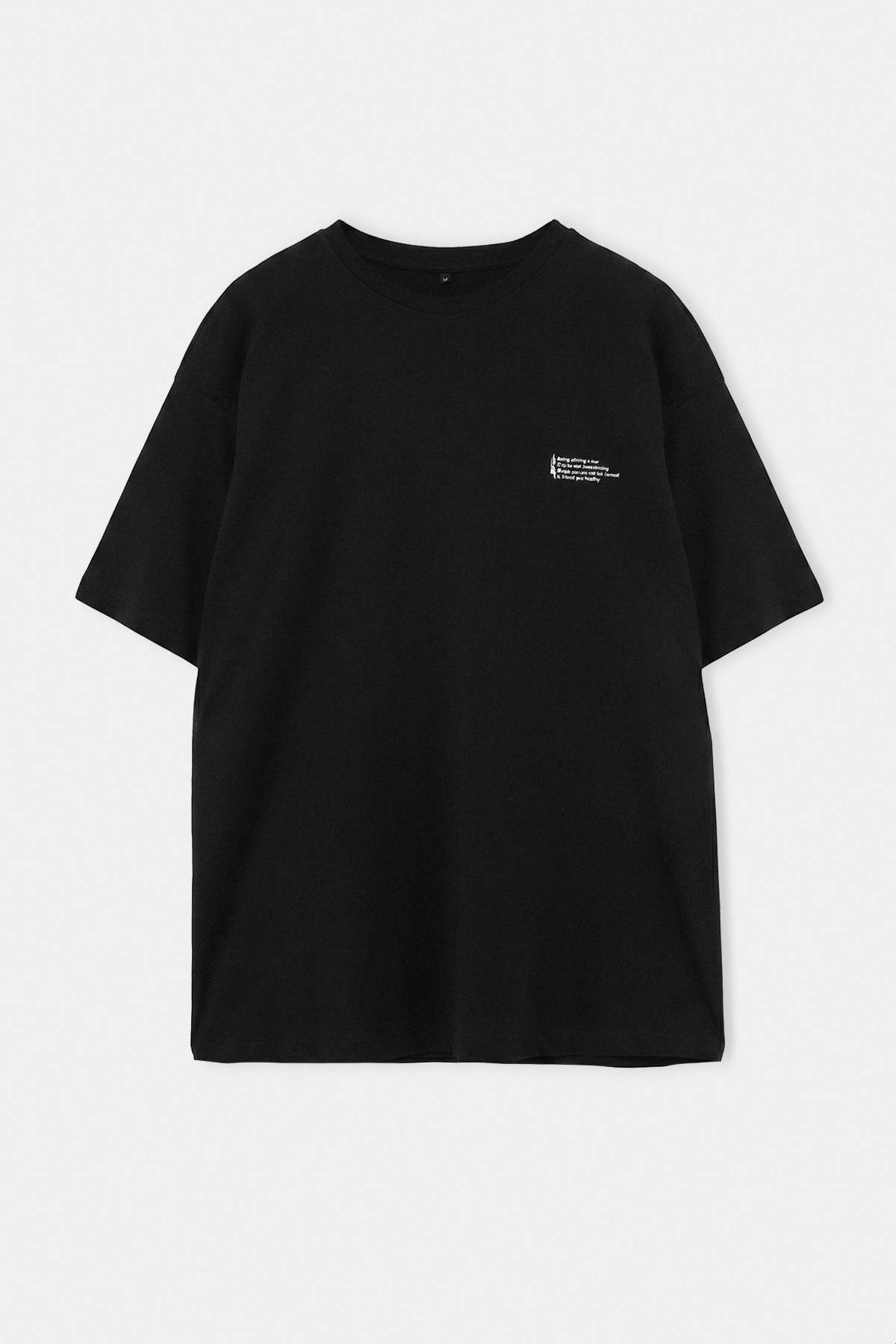 Trendyolmilla Man Büyük Beden Siyah Oversize/Geniş %100 Pamuk Slogan Baskılı T-Shirt TMNSS26BF00004
