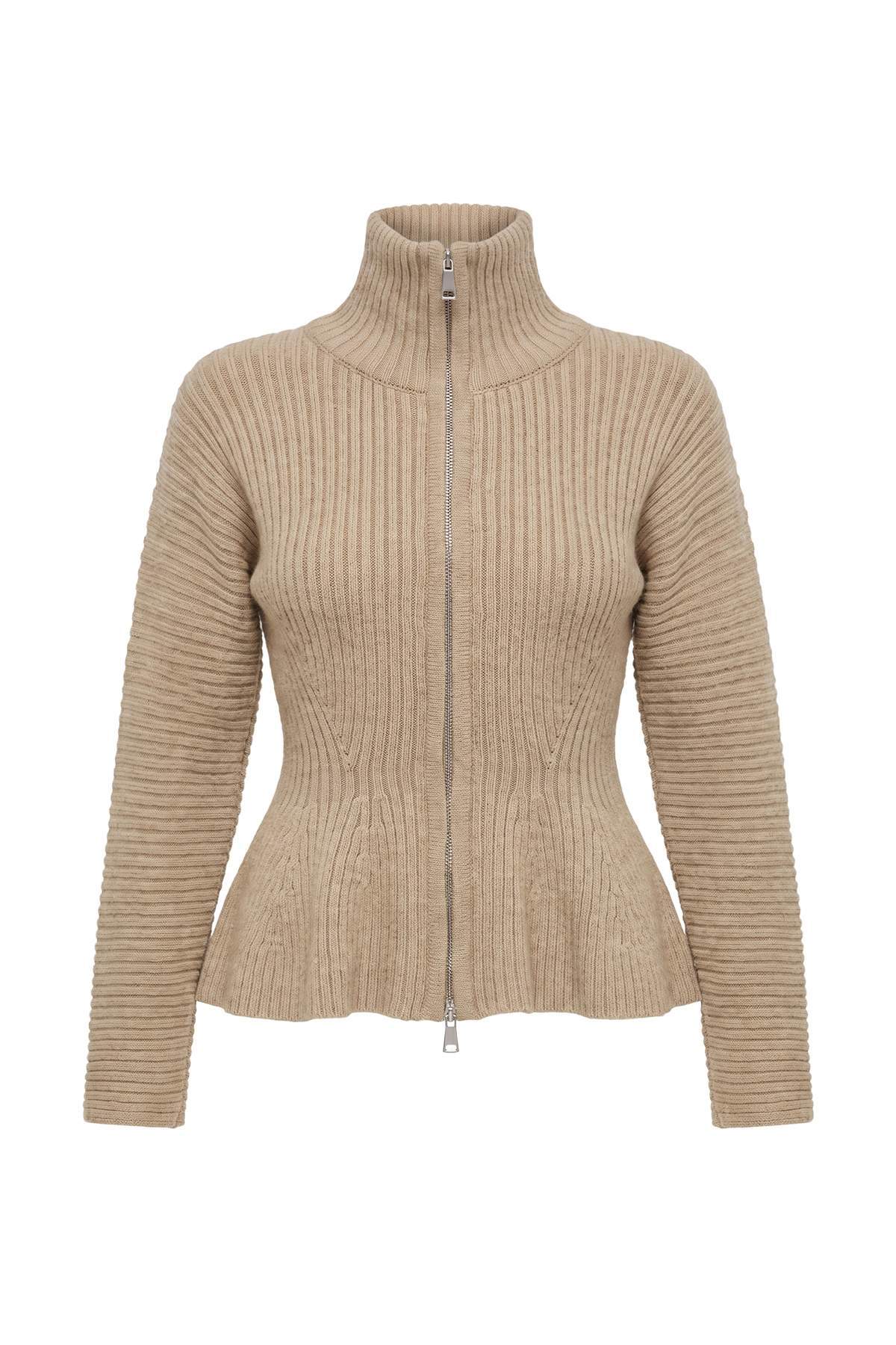 Trendyolmilla Wardrobe Essentials Vizon Yumuşak Dokulu Peplum Detaylı Devrik Yaka Triko Hırka TWOAW27HI00063