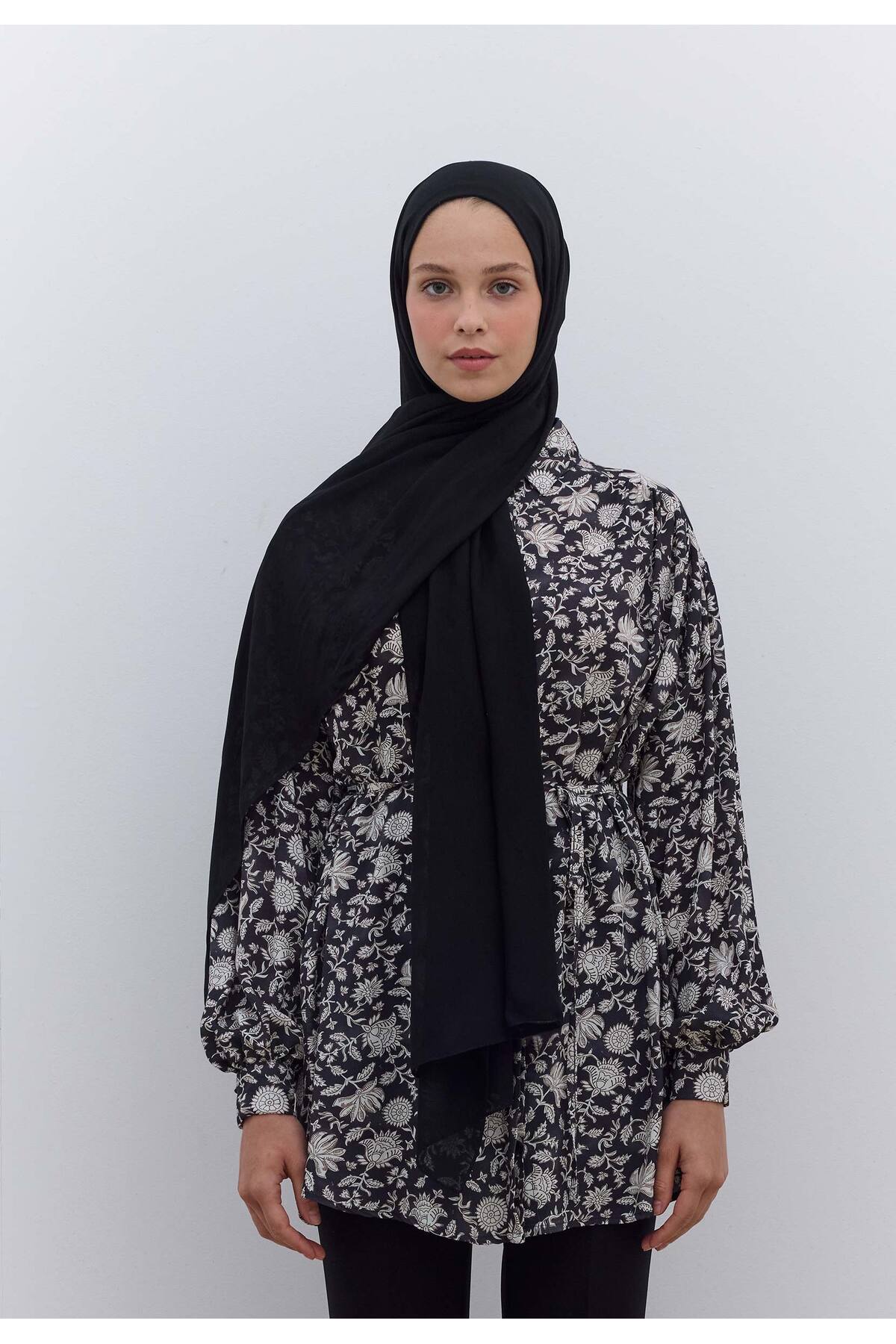 Freshscarfs Rami Viskon Şal Siyah görsel 2
