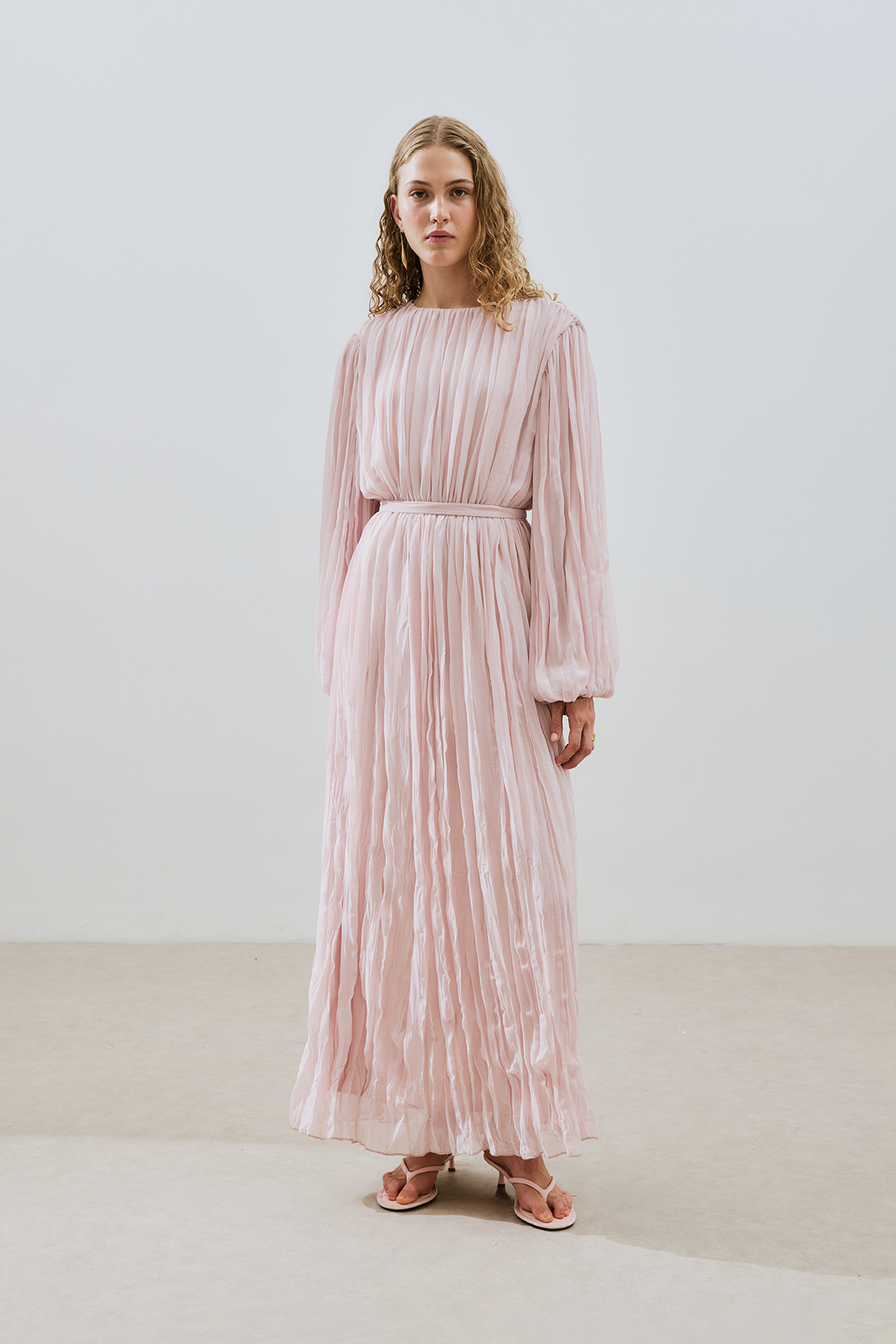 Manuka PLEATED CHIFFON DRESS POWDER
