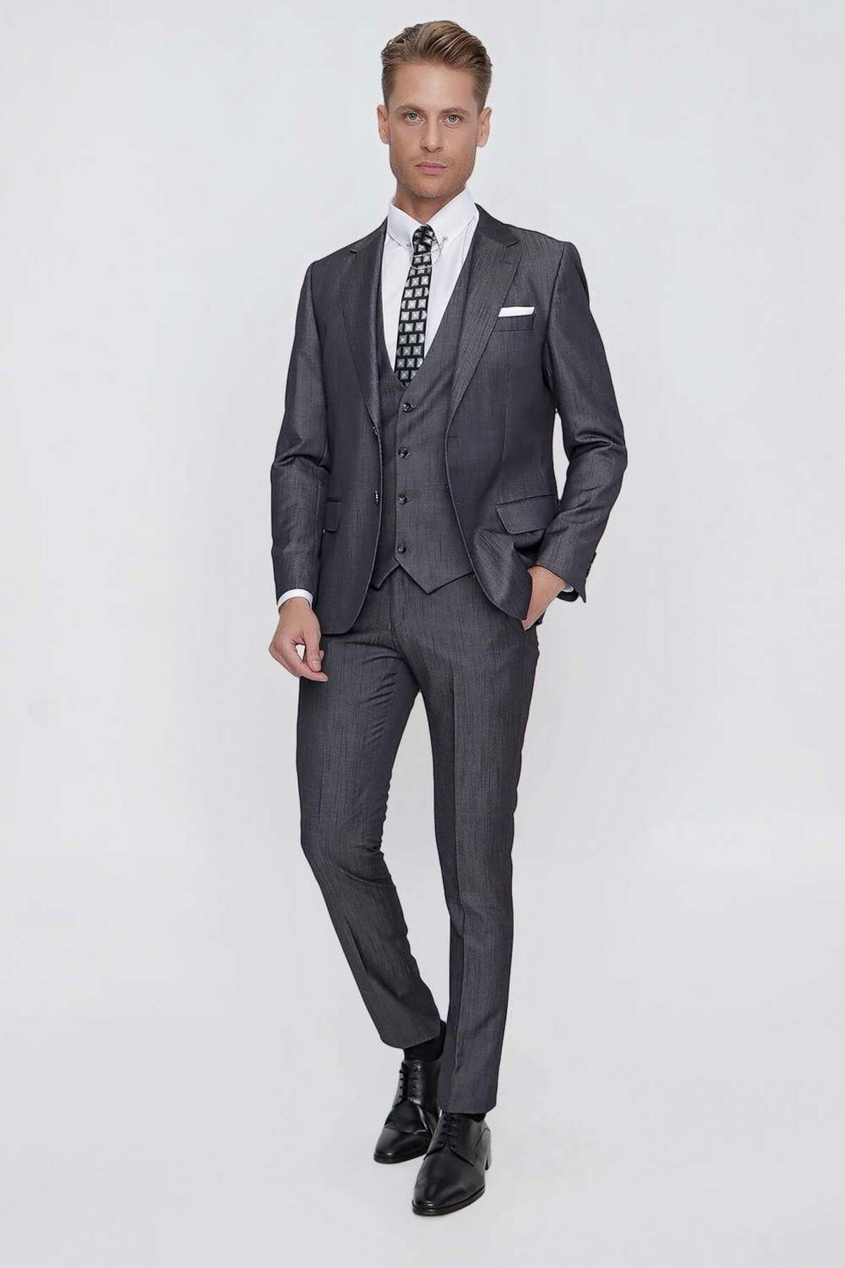 Efor Slim Fit Çift Yırtmaç Doku Desenli Antrasit Yelekli Takım Elbise TK 858 görsel 2