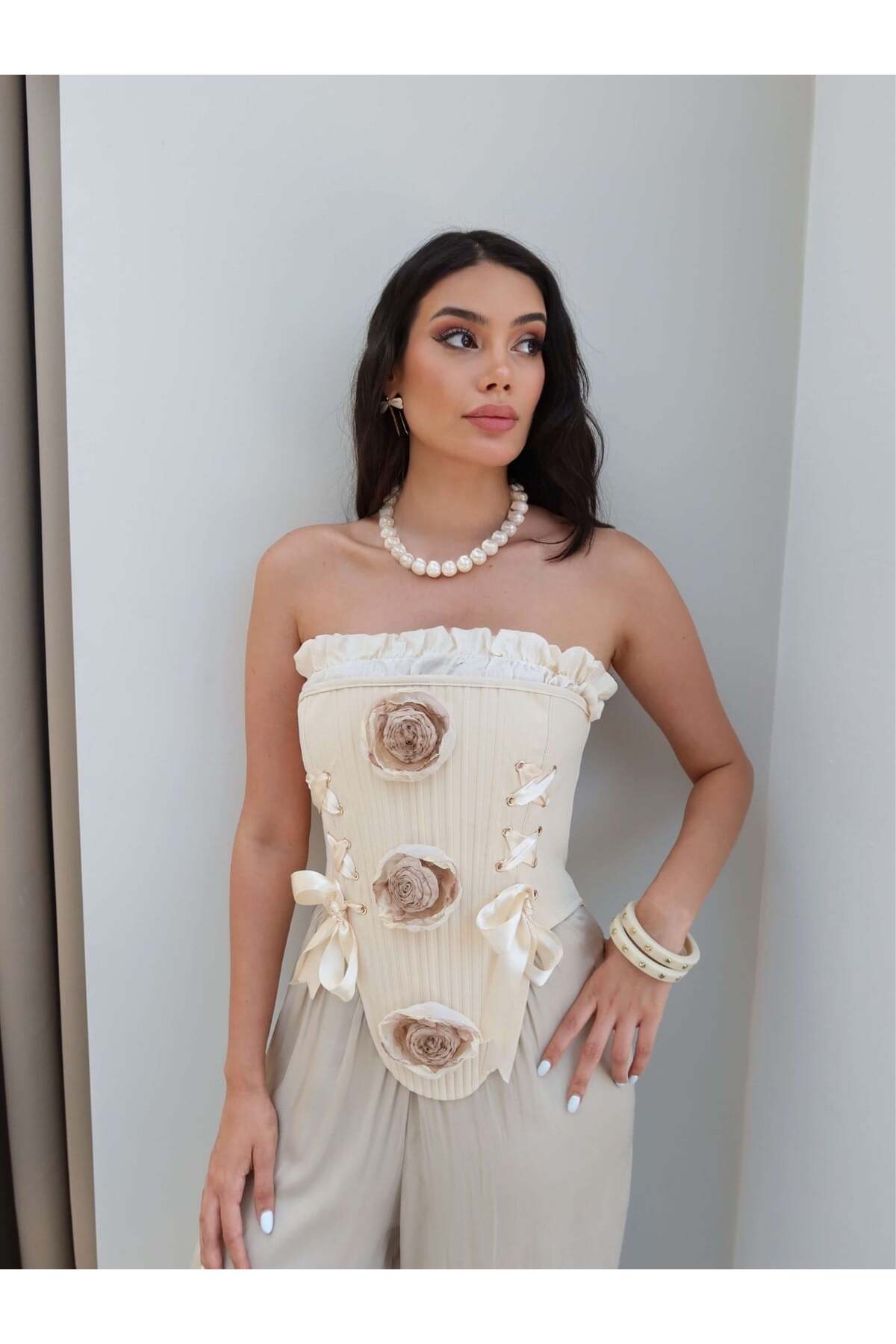 HARMONY GLOBAL Kadın Ekru Çiçek Detaylı Arkası Bağcıklı Büstiyer Korse - Vintage Tasarım Şık KRS1 görsel 6