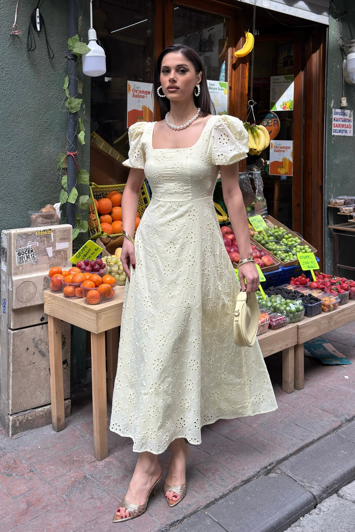 Women's Yellow Square Neck Balloon Sleeve Lined Brode Woven Dress