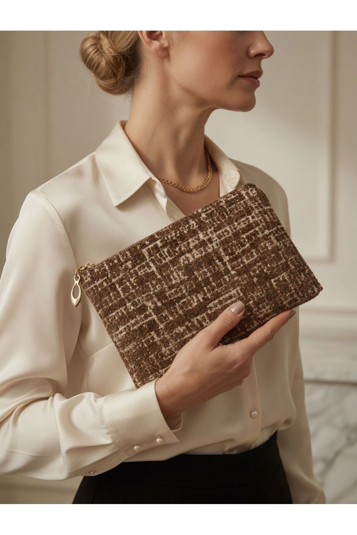 VELORİA BAG & SCARF Veloria Bag Zigzag clucth çanta DOKUMA KUMAŞ ve KORUMA PEDİ içeren İpad tablet taşıma çantası 21x25 cm iç kapasite görsel 2
