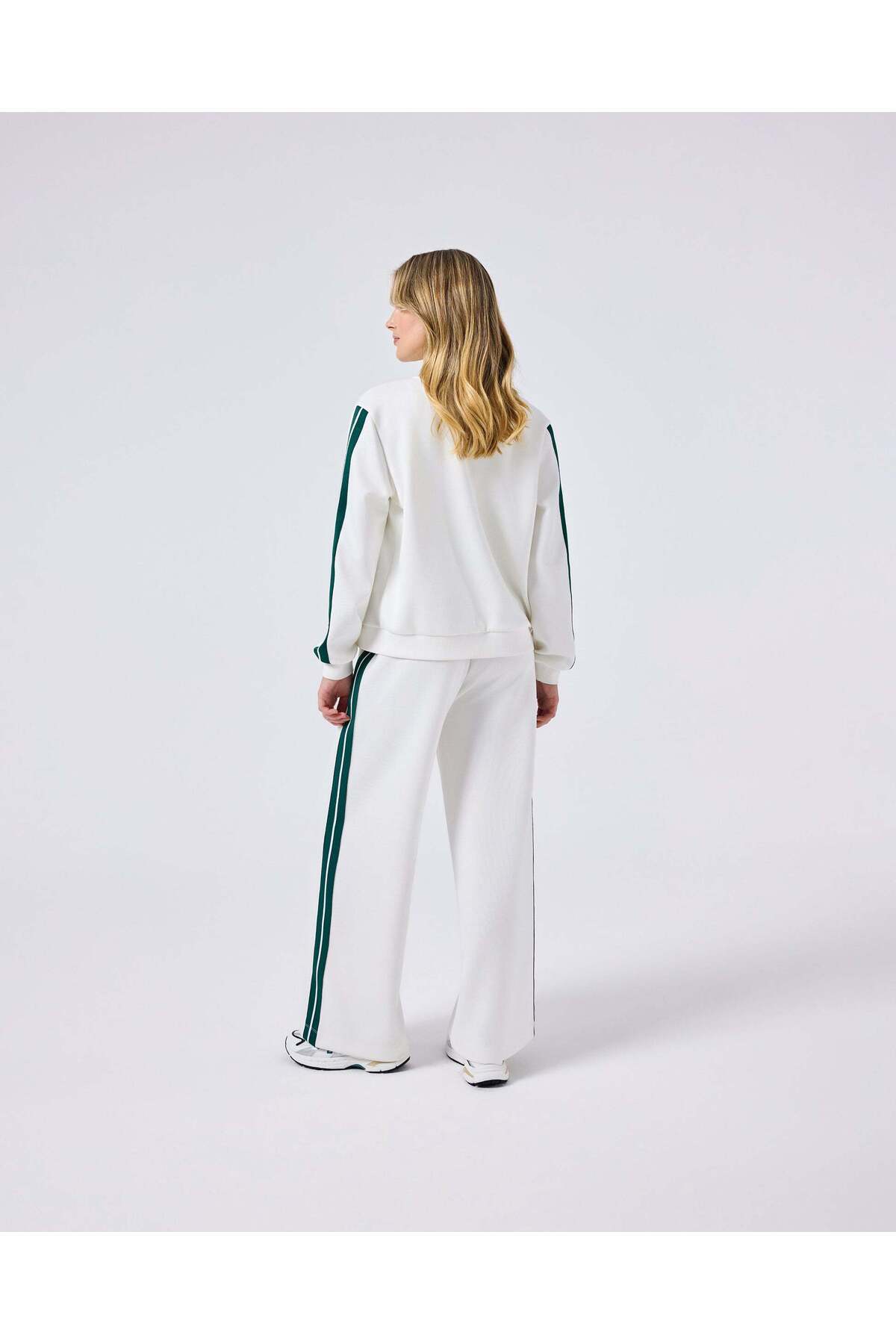 Ellesse 6SF1001-OF Kadın Fermuarlı Sweat - Kırık Beyaz görsel 6