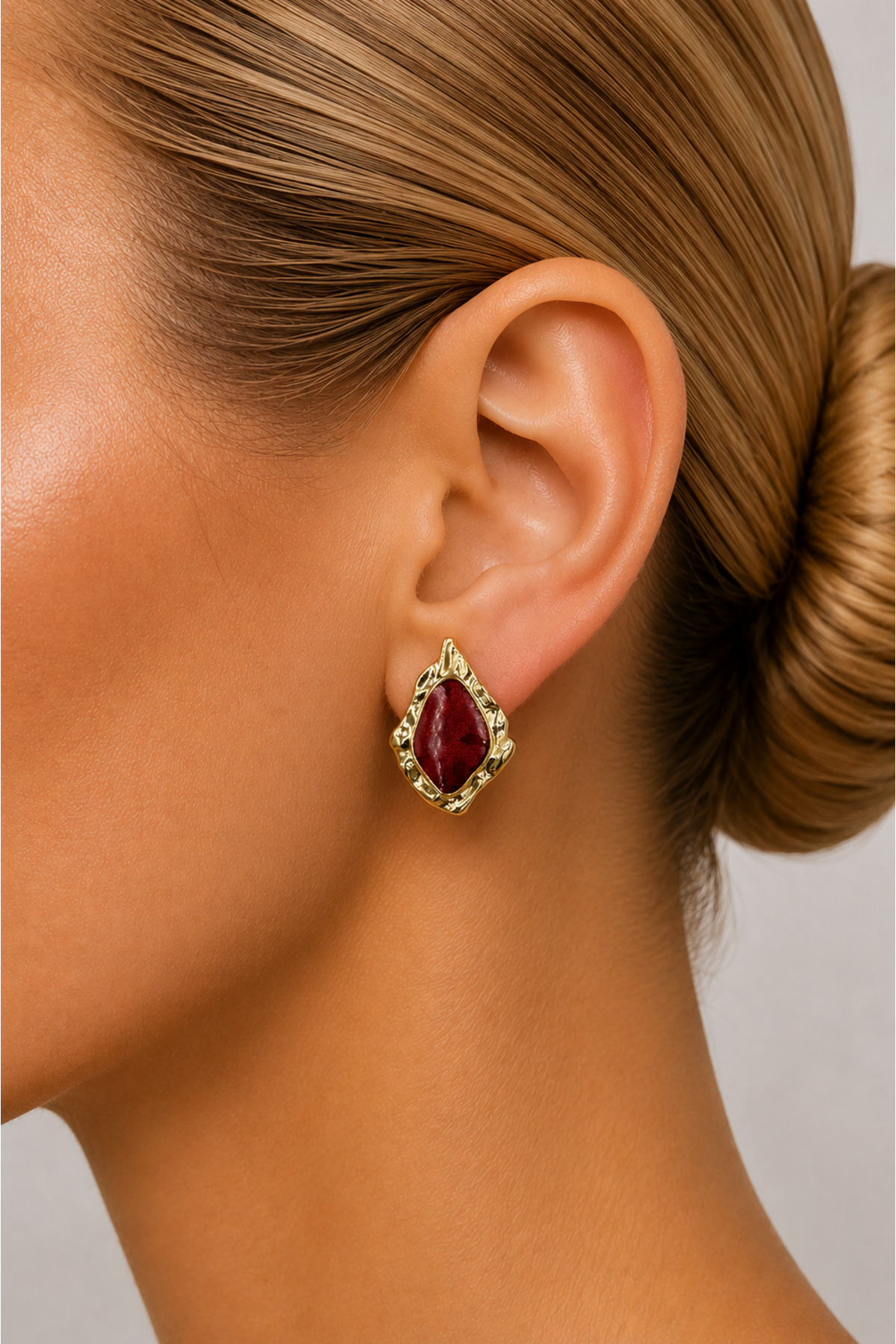 Amélie Women's Yellow Steel Nail Earrings - Red Enamel Detail