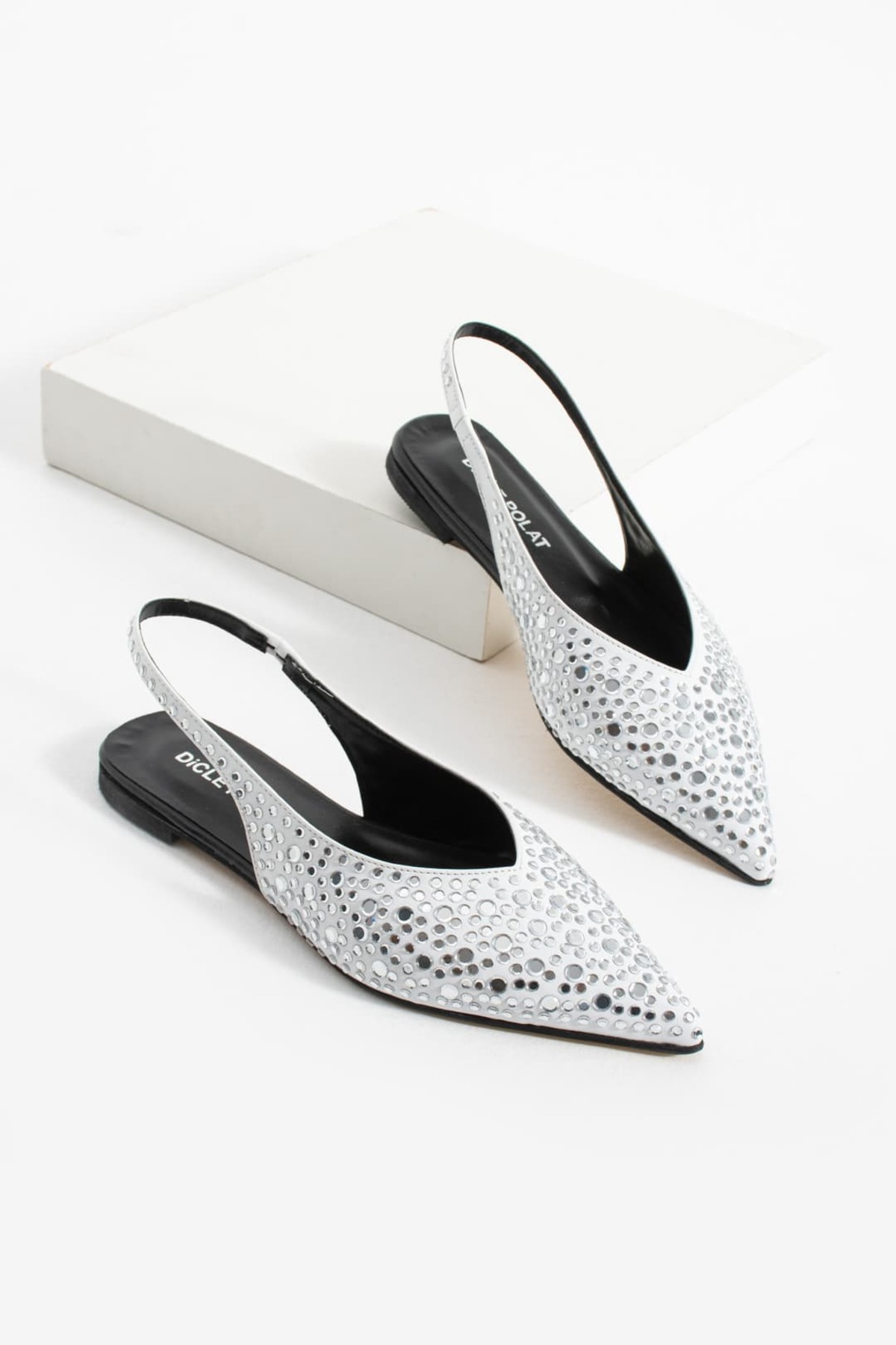 diclepolat Kadın Gümüş Taşlı Sivri Burun Slingback Babet Şık Arkası Açık Ayakkabı Meniva
