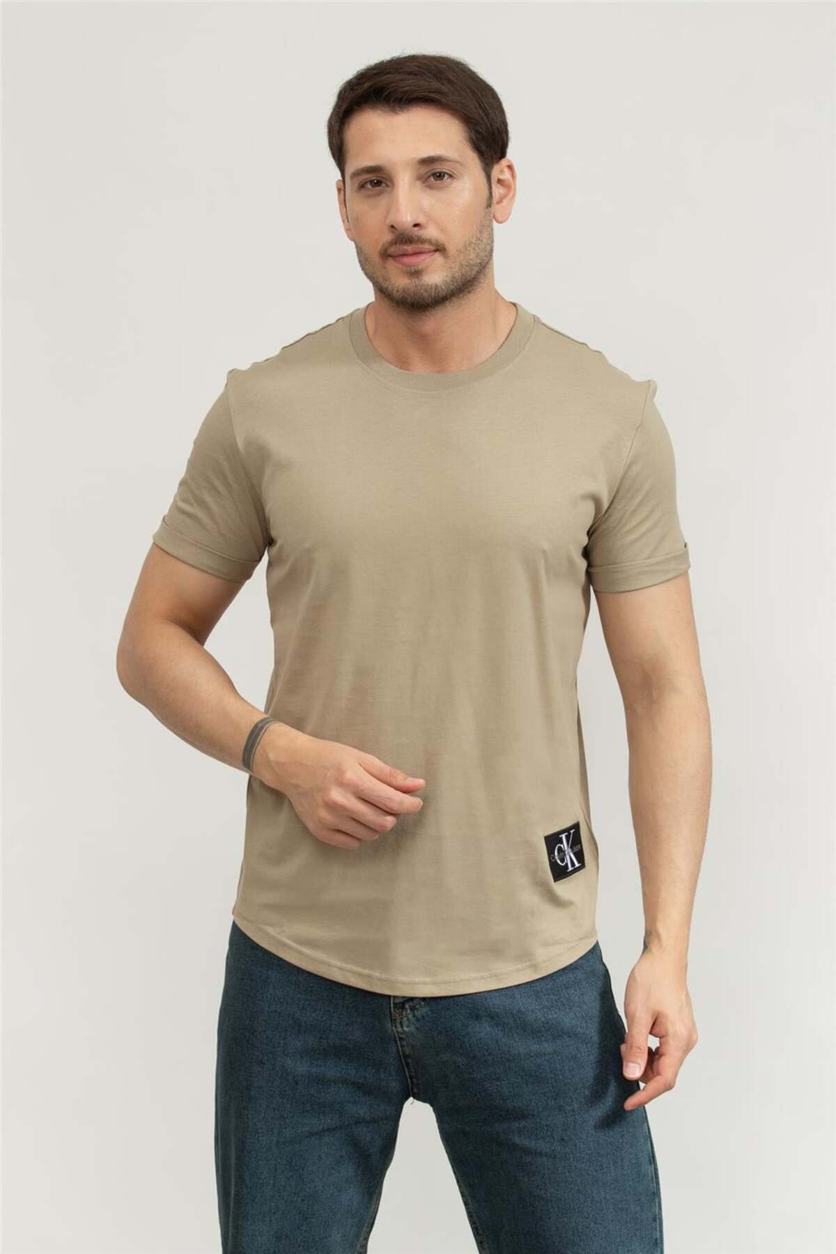 تیشرتمردانهCalvin Kleinقهوه ای