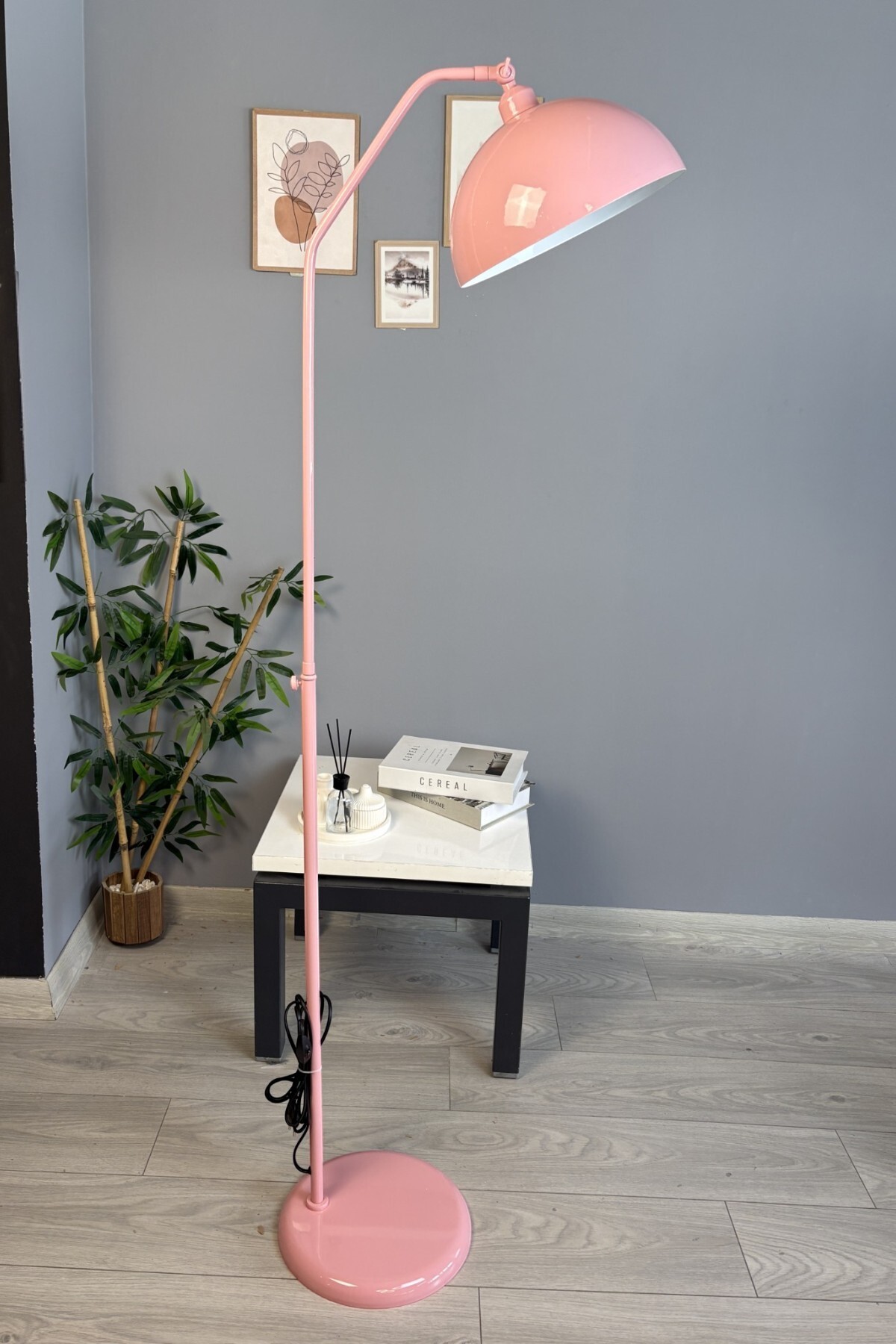 Pink Floor Lamp Moving Head Modern Decorative Living Room Study Room Floor Lamp