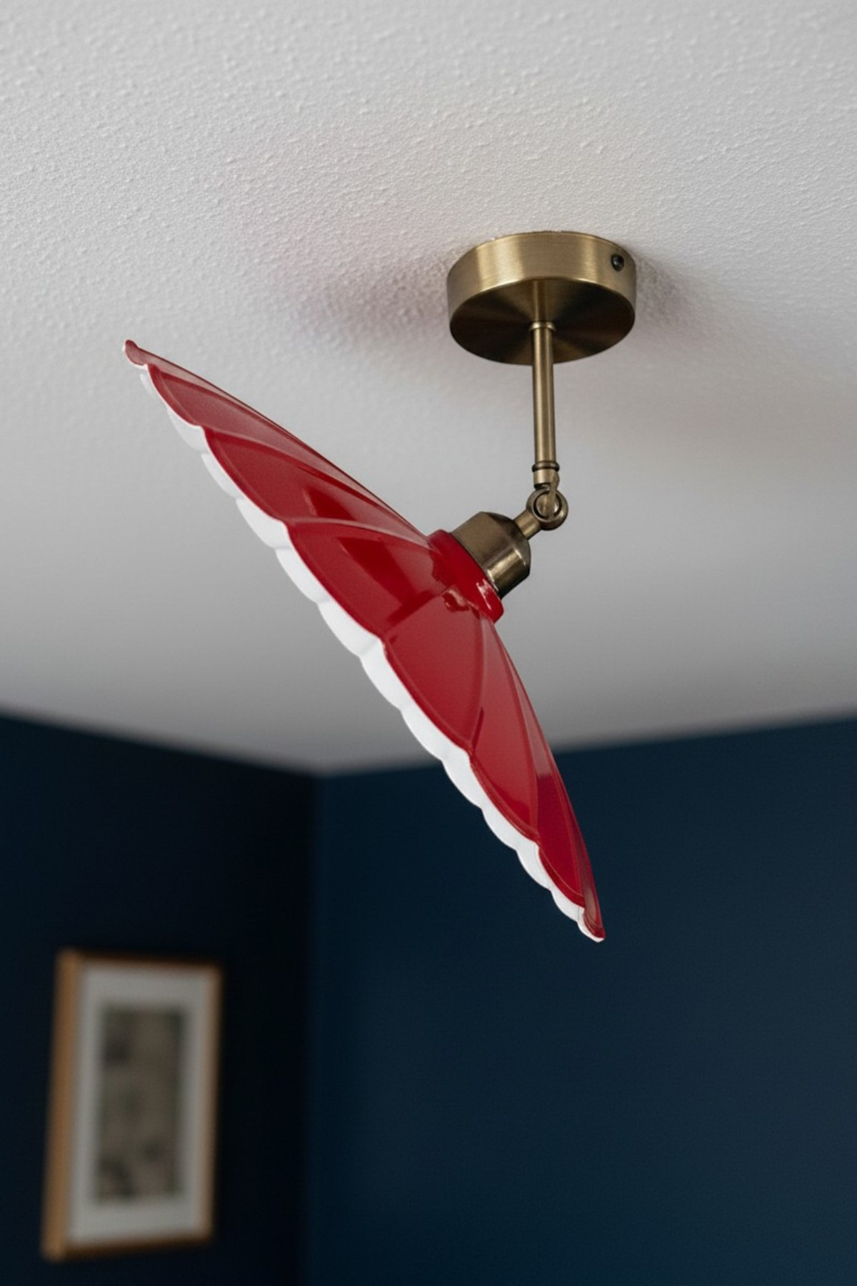 Risso Red Metal Large Chandelier Movable Aged Pyramid Plafonyer Headboard Single Rustic Modern Pendant Lighting