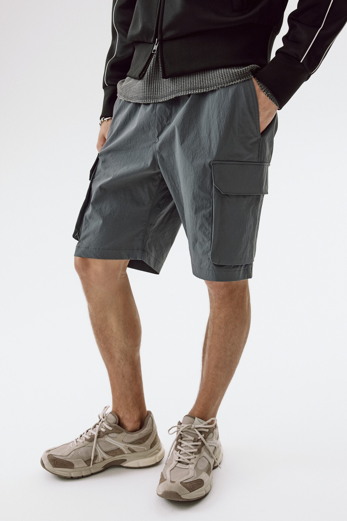 H&M Kargo Şort Regular Fit görsel 3