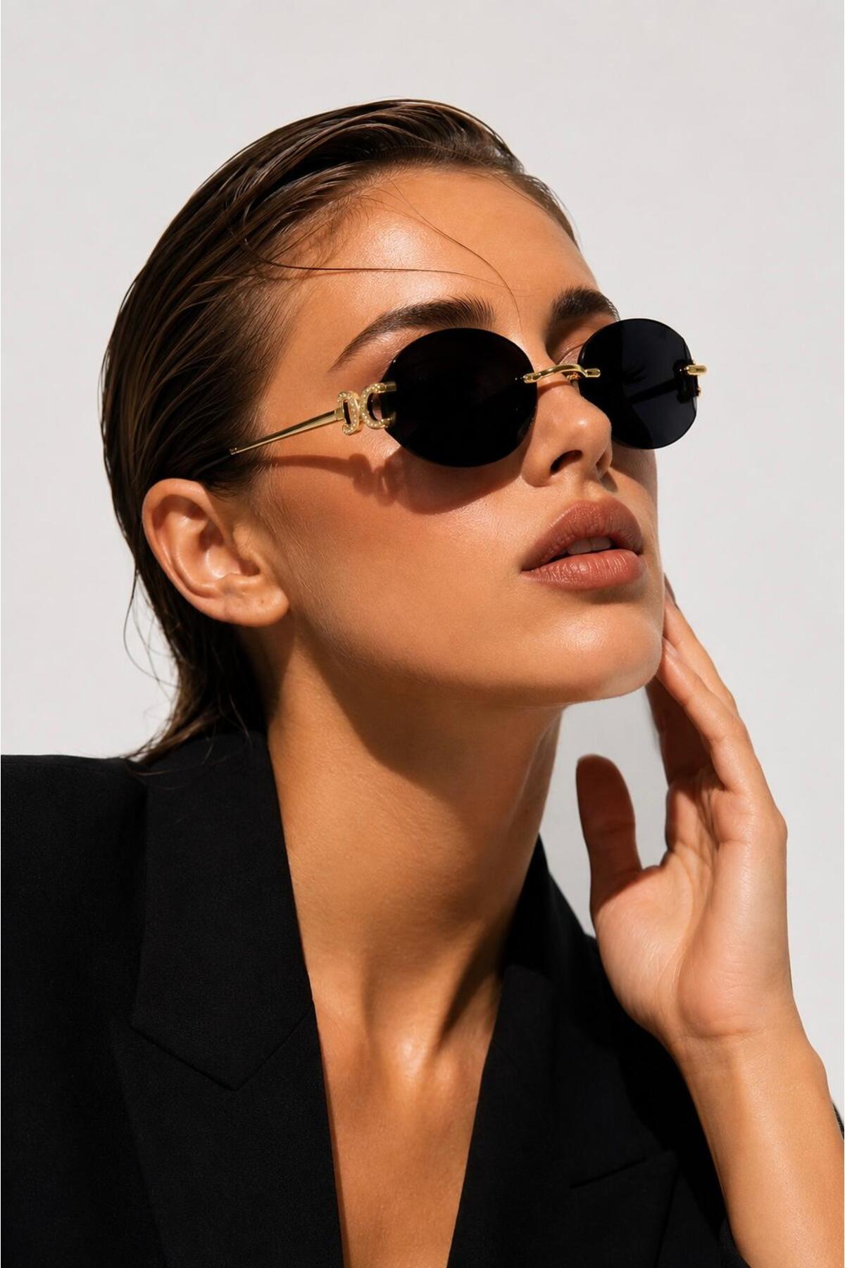Luxurious Touch Women's UV 400 Sunglasses