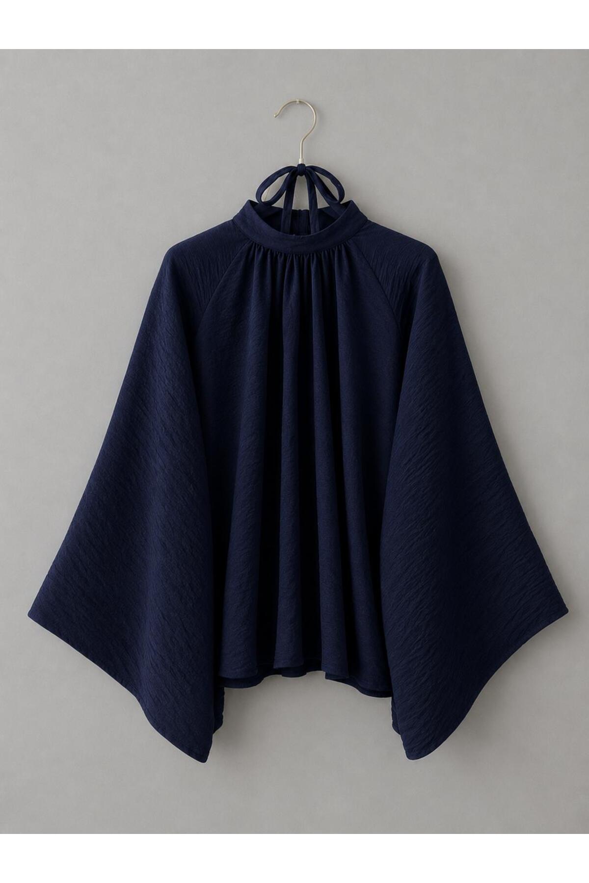 MODA MT Hakim Yaka Pileli Oversize Bluz (38-42 BEDEN İÇİN UYGUNDUR )