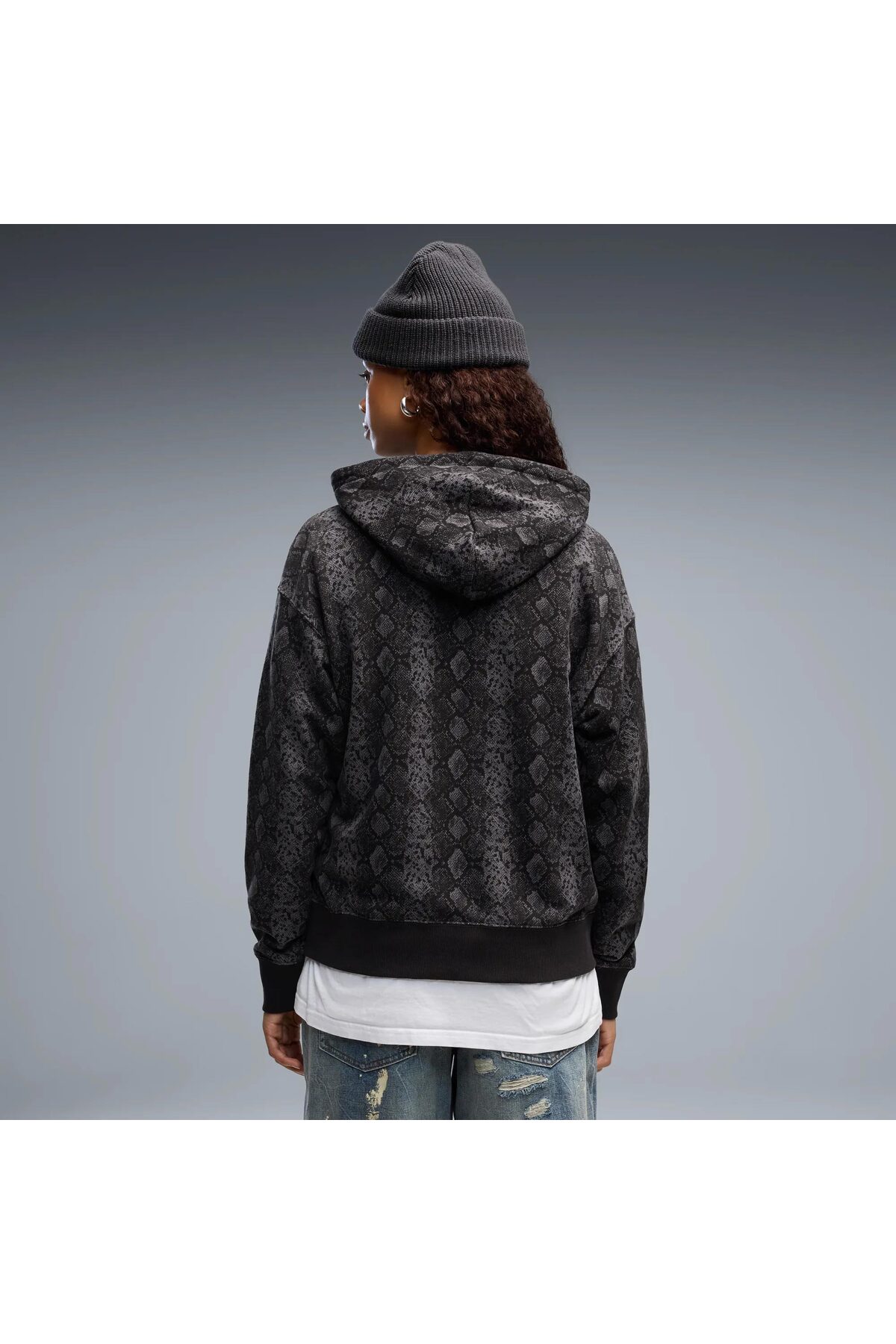 Puma Snake Kadın Siyah Sweatshirt (638748-01) görsel 2