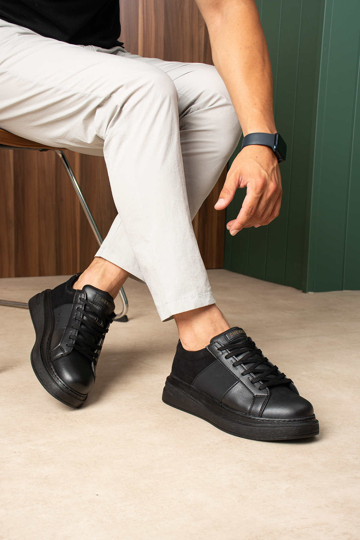 کفش مردانه ولورای مدل CH2627 رنگ مشکی