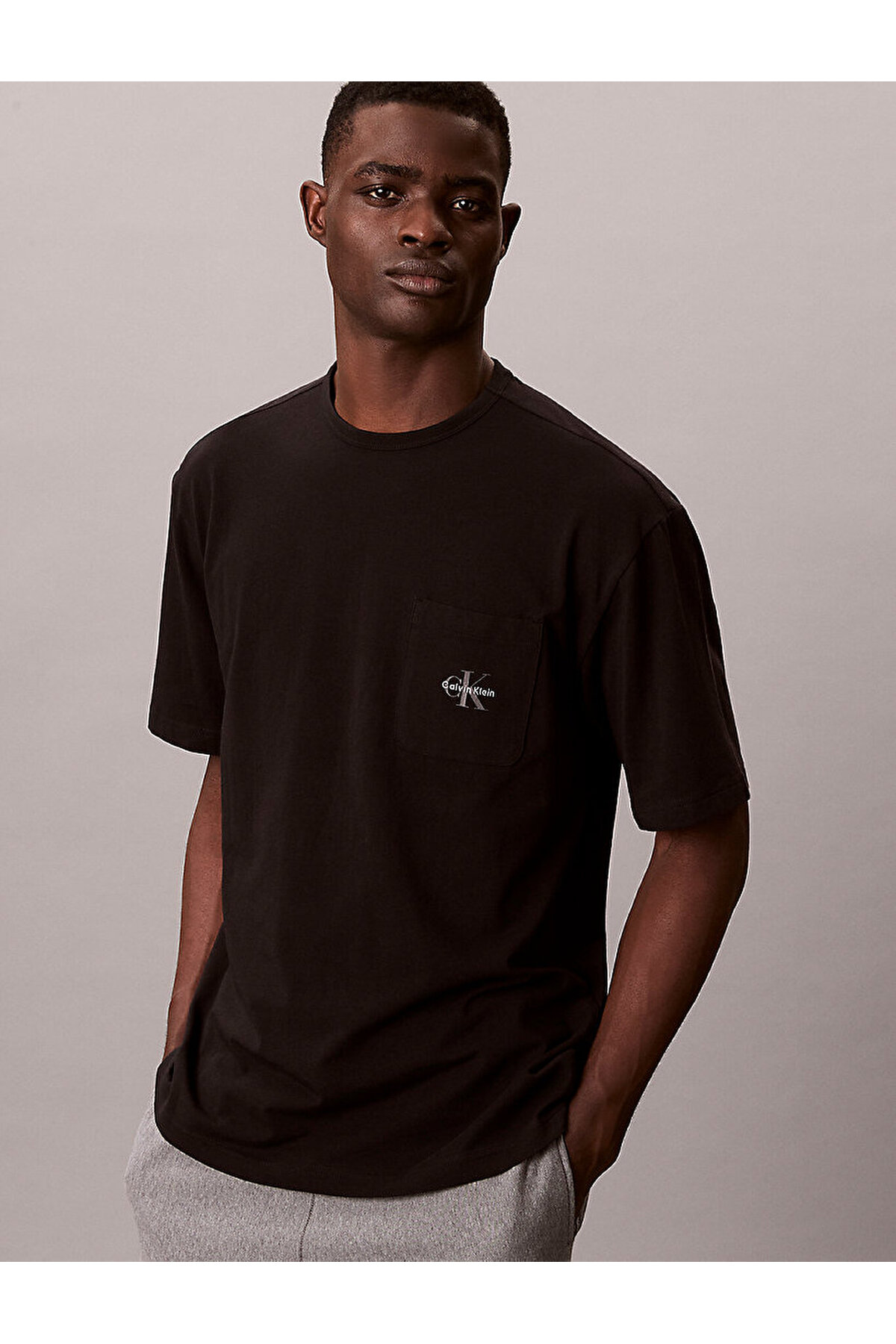 تیشرتمردانهCalvin Kleinمشکی