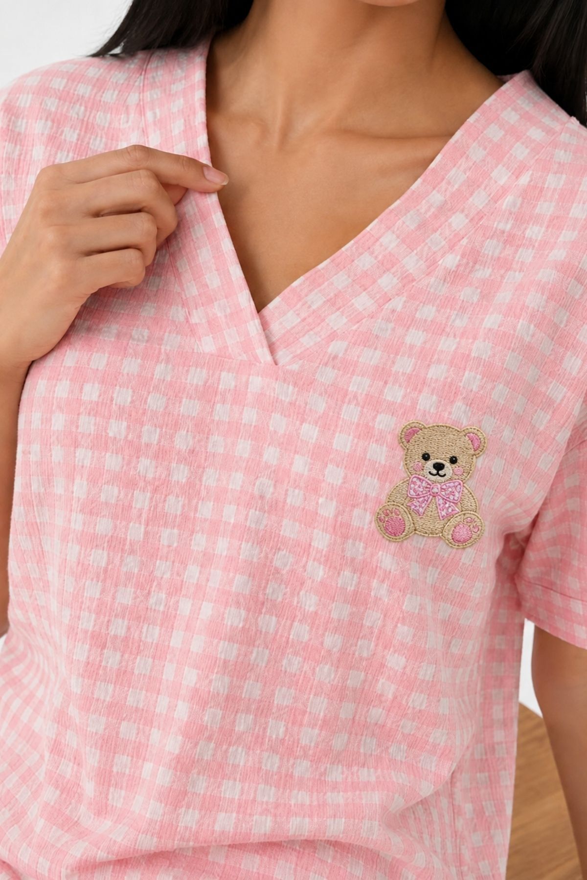 BELLA NOTTE Pembe Pötikare Desenli V Yaka Ayıcık Nakışlı Kısa Kollu Pijama Takımı görsel 4