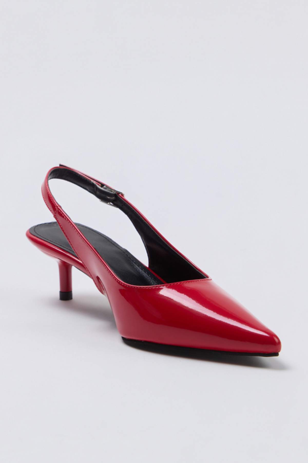 Trendyolmilla Shoes Kırmızı Rugan Sivri Burun Kadın 4 cm Kitten