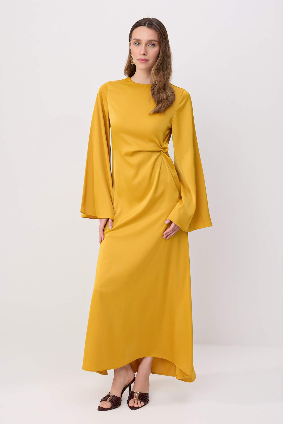 Trendyol Modest Senfgelbes, gerafftes, drapiertes, detailliertes Satin-Hijab-...