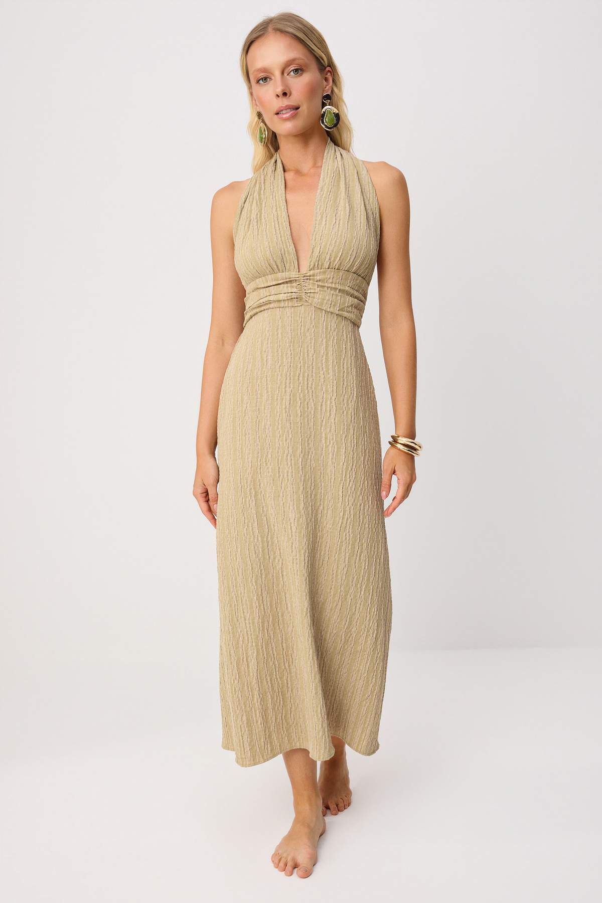 Trendyol Kollektion Khakifarbenes, gewebtes, rückenfreies Maxi-Strandkleid TB...