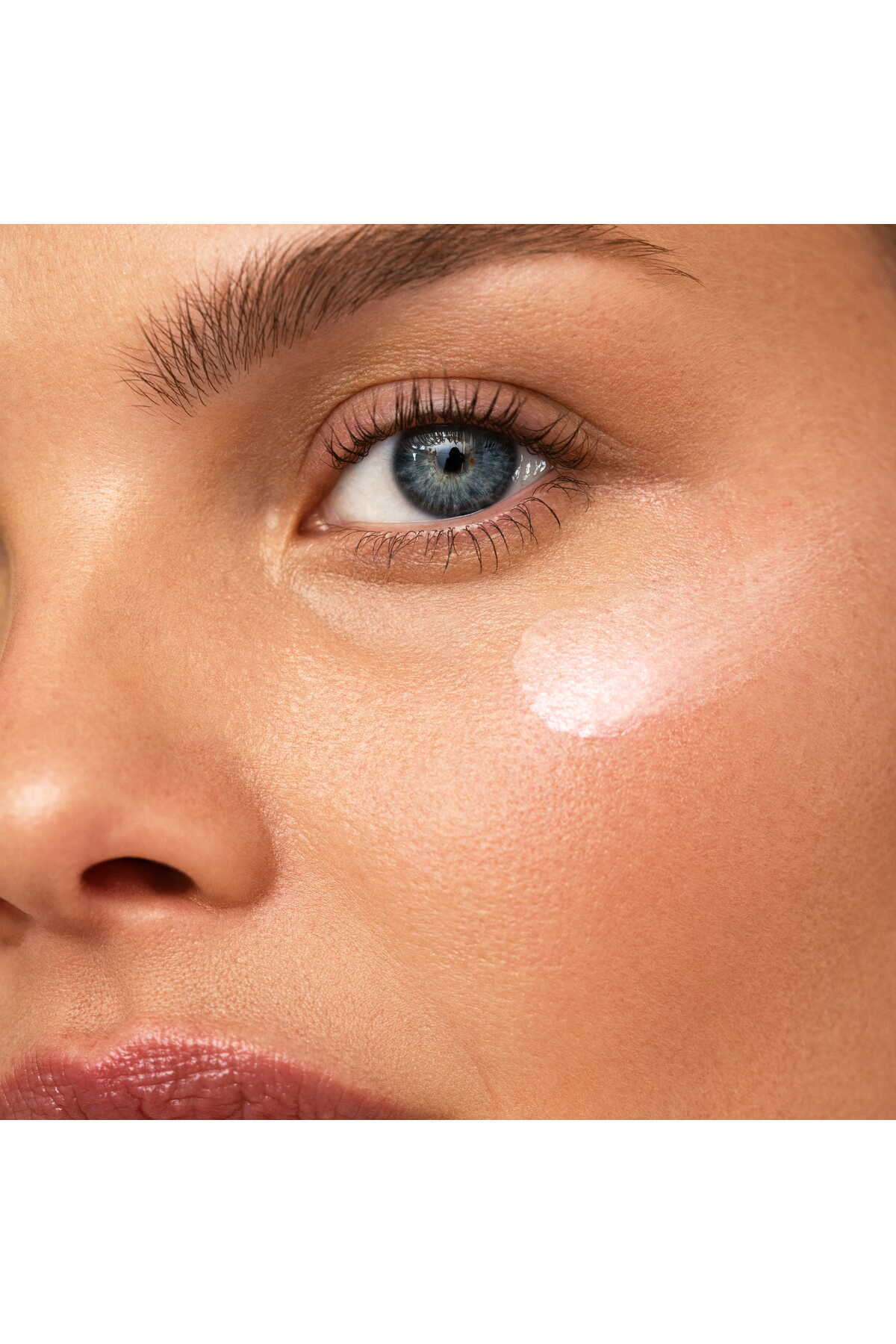 Brightening Eye Serum Aydınlatıcı Göz Çevresi Bakım Serumu 14 ml — MB30100039 — تصویر 2 از 4