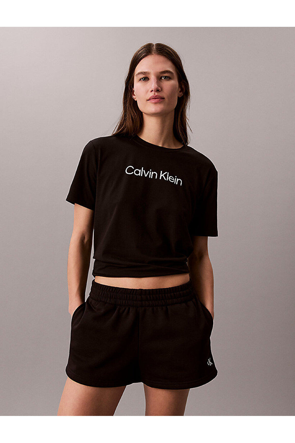 تیشرتزنانهCalvin Kleinمشکی