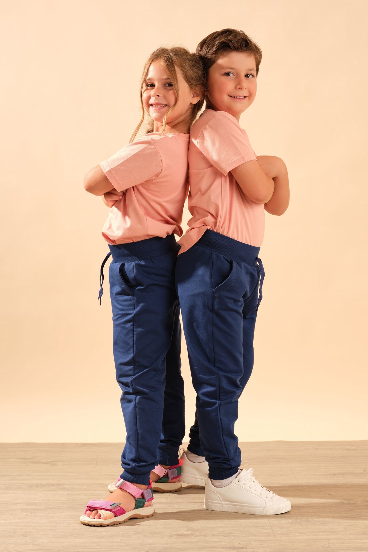 BAYKAR Unisex Çocuk Beli Lastikli Cepli Pamuklu Jogger Eşofman Pantolon 9055 Lacivert