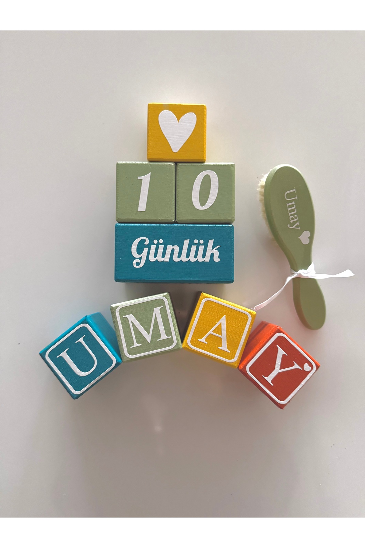Renkli Set BEBEK ANI KÜPÜ HARFLİ KÜP VE BEBEK SAÇ FIRÇASI