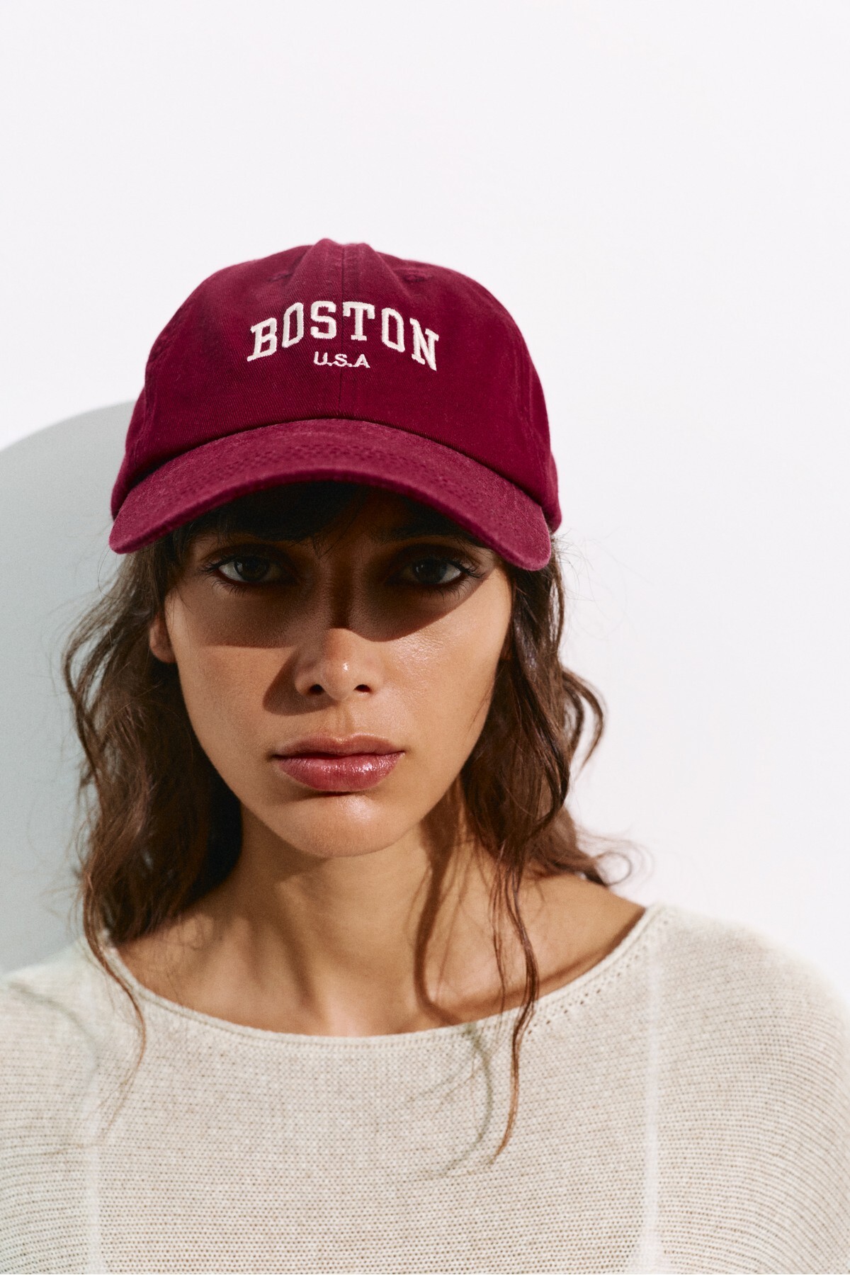 Pull & Bear Boston nakışlı şapka görsel 5