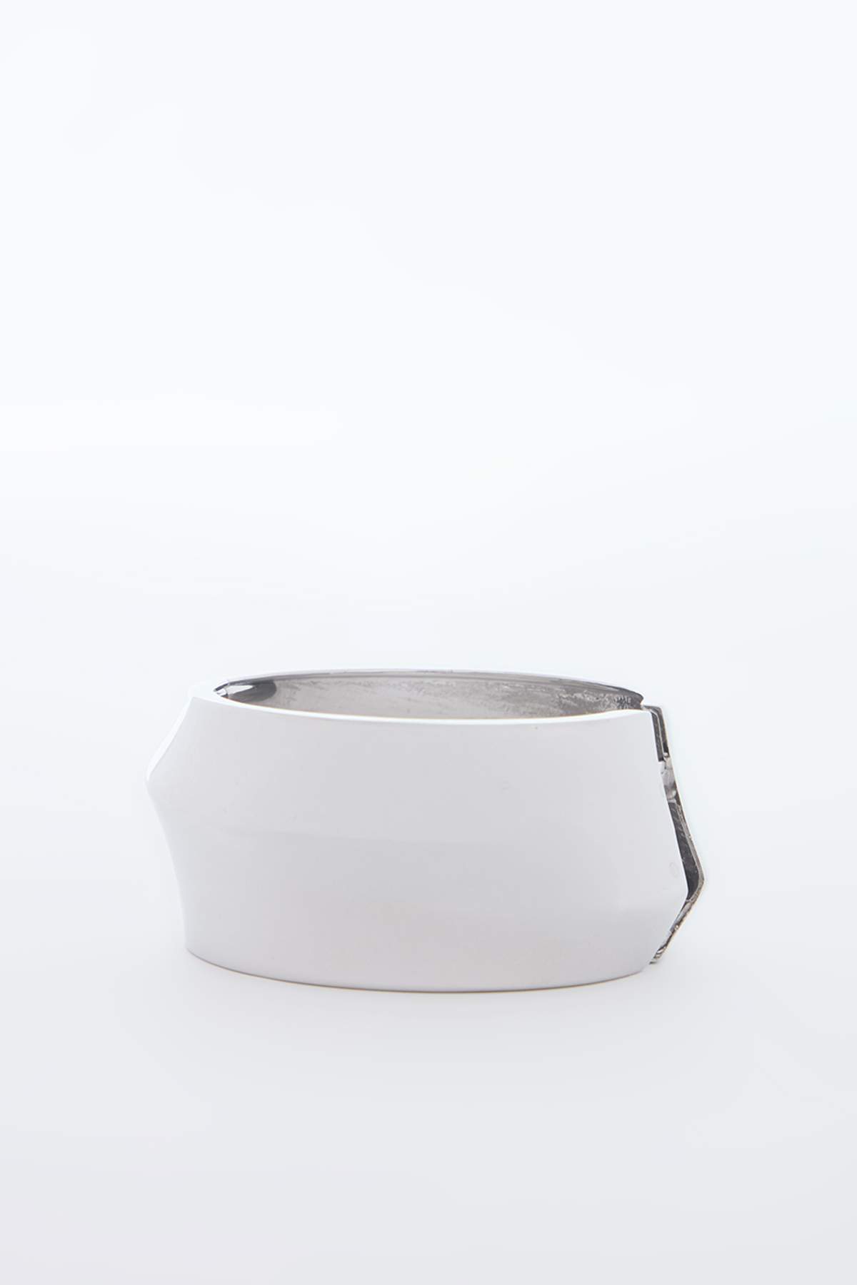metal-womens-thick-bracelet-takss26iz00001