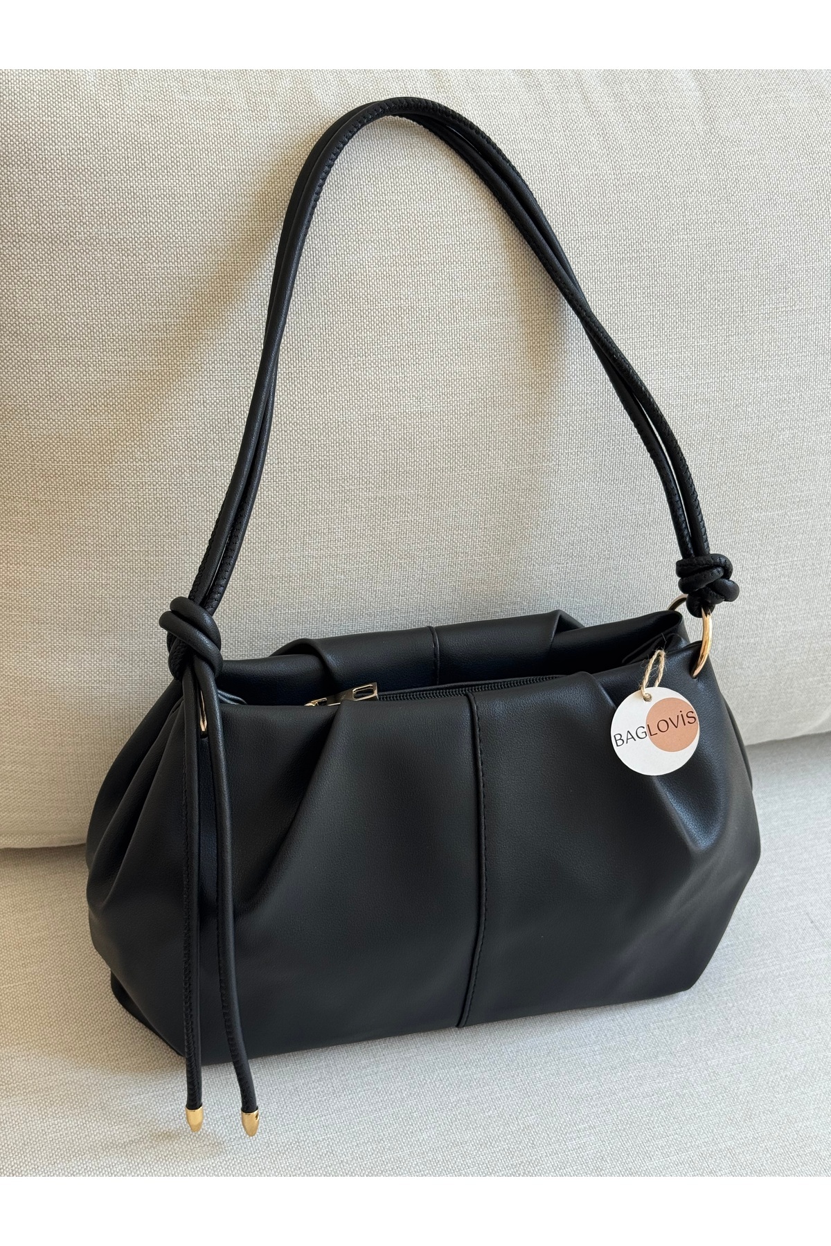 Women's Medium Faux Leather Zippered Shoulder Bag with RENEWED Strap Knot Detail EN35 BOY20