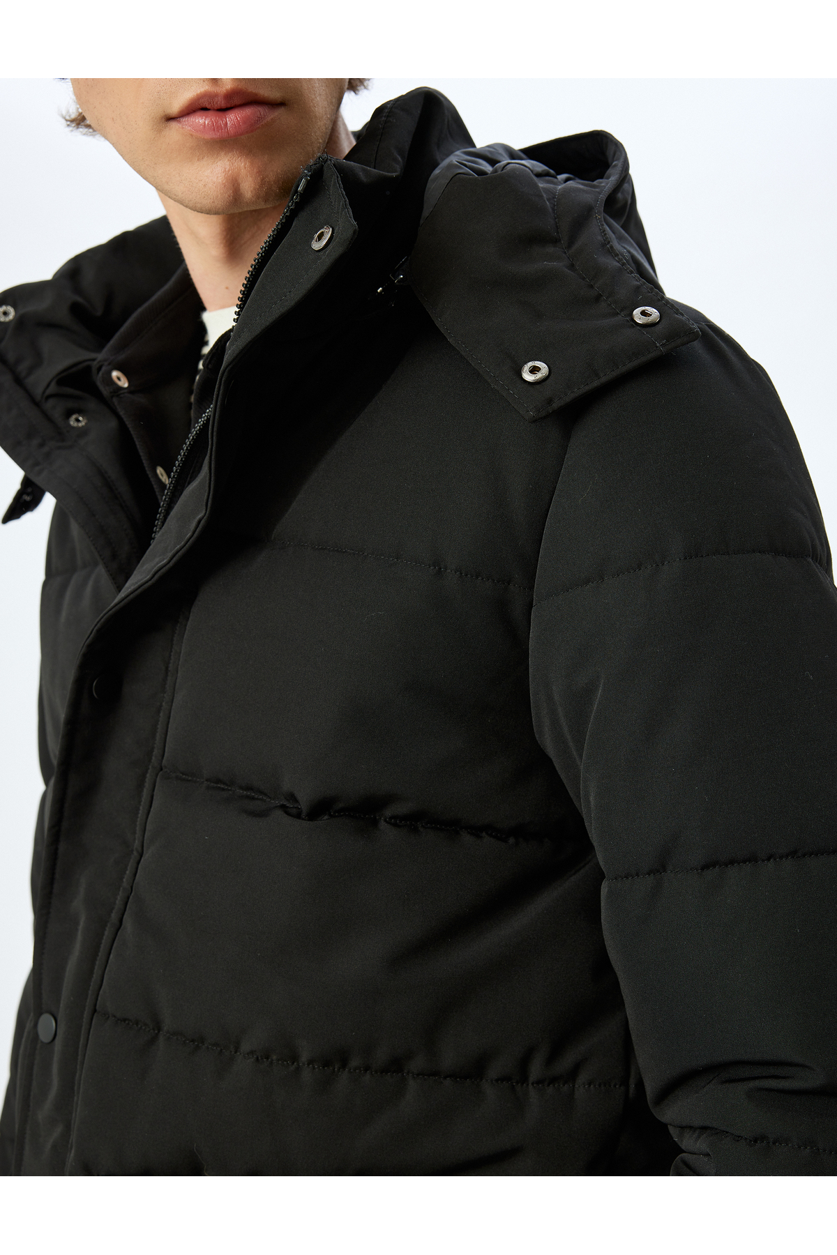 Şişme Mont Kapşonlu Fermuarlı Cep Detaylı Slim Fit — مشکی 5WAM00012HW — تصویر 5 از 8