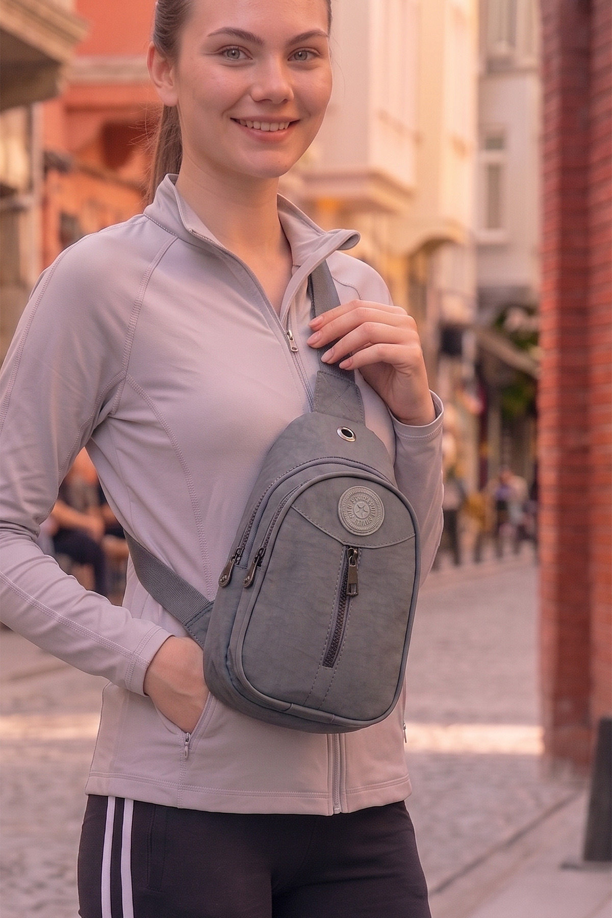 Luvenis Unisex Gri Krinkıl Body Bag Çapraz Omuz Ve Bel Çantası görsel 2